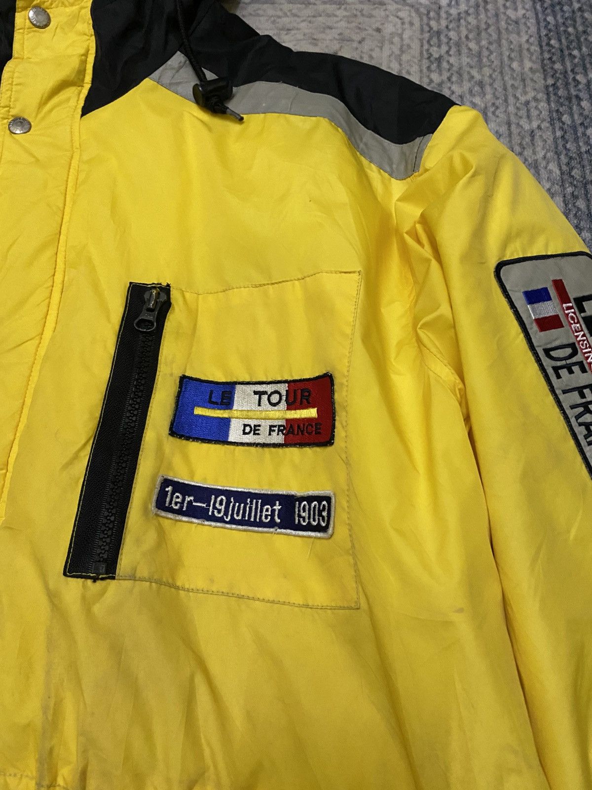 Vintage Vintage Official Tour De France Raincoat Size US XL / EU 56 / 4 - 3 Thumbnail