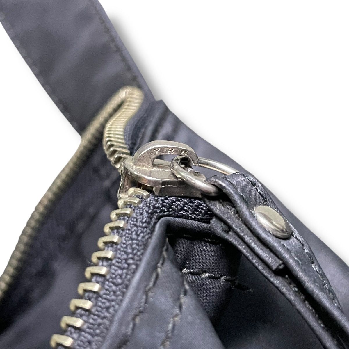 Jean Paul Gaultier RARE Jean Paul Gaultier Dragon Tote Bag Nylon Size ONE SIZE - 10 Thumbnail