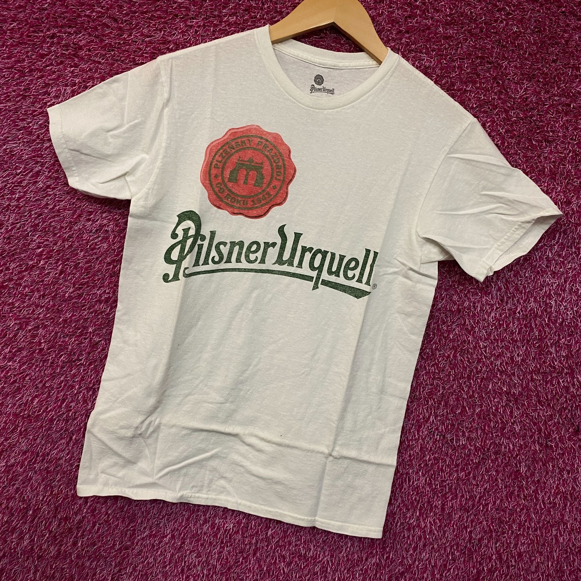 Junk Food Luv Pilsner Urquell Logo Graphic T-Shirt XS Size US XS / EU 42 / 0 - 3 Thumbnail