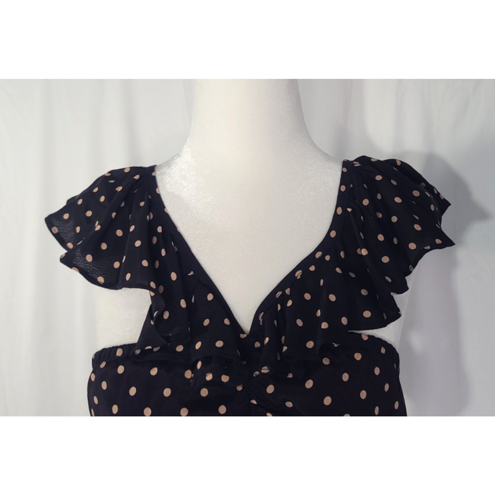 Other New w/Tag For Love and Lemons Navy Polka Dot Crop Top Small Size S / US 4 / IT 40 - 5 Thumbnail