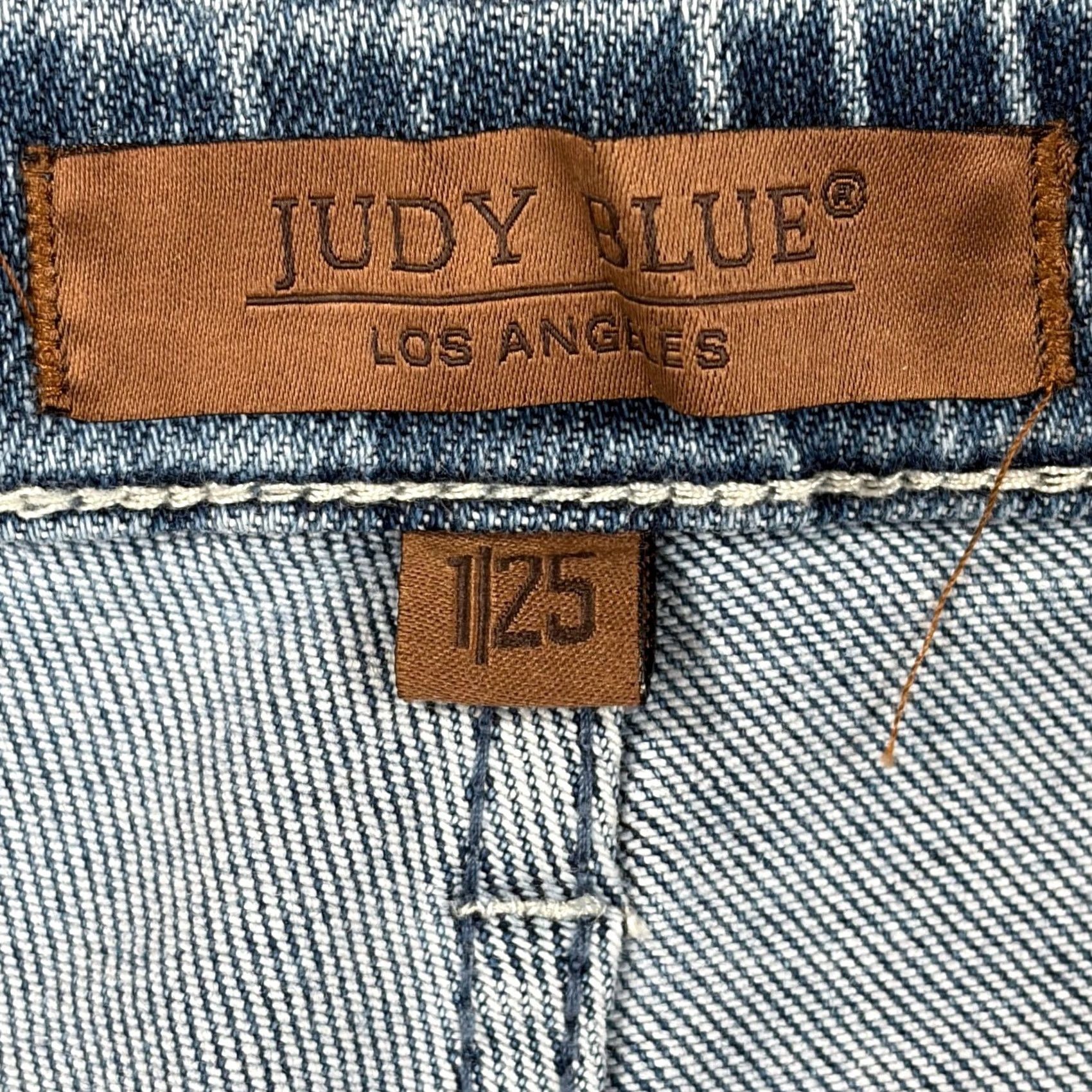 Denime Judy Blue Jogger Jeans - Light Wash Ankle Size 42" / US 20 - 7 Thumbnail