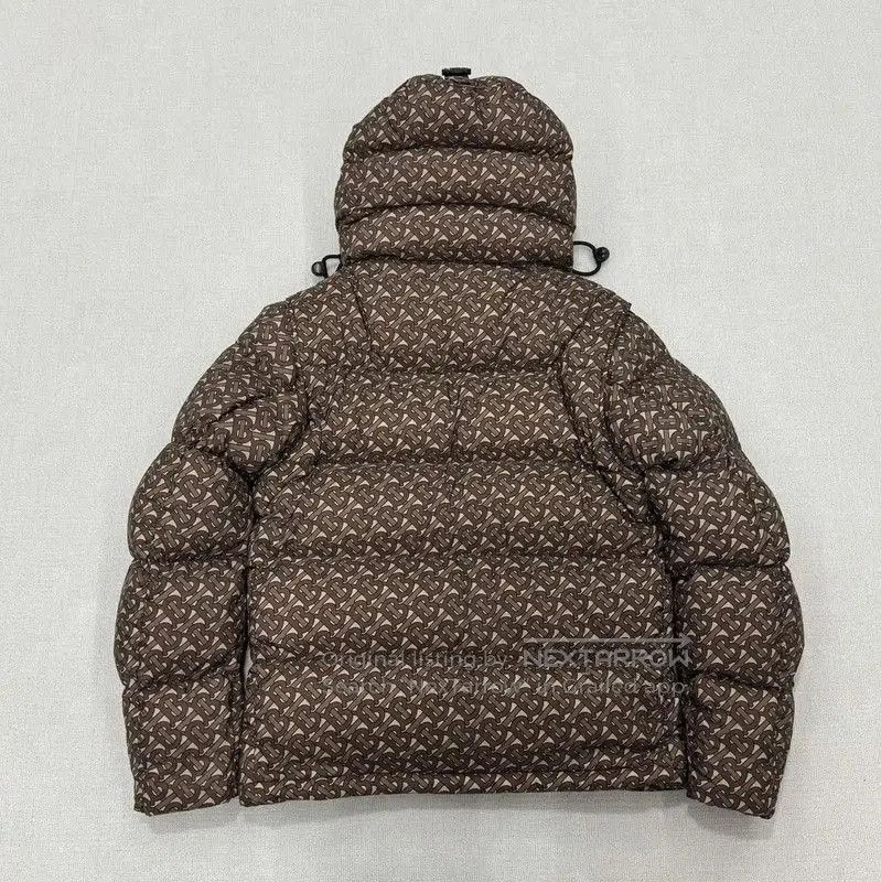 Burberry Burberry Brown Printed Short Down Jacket. Size US S / EU 44-46 / 1 - 2 Thumbnail