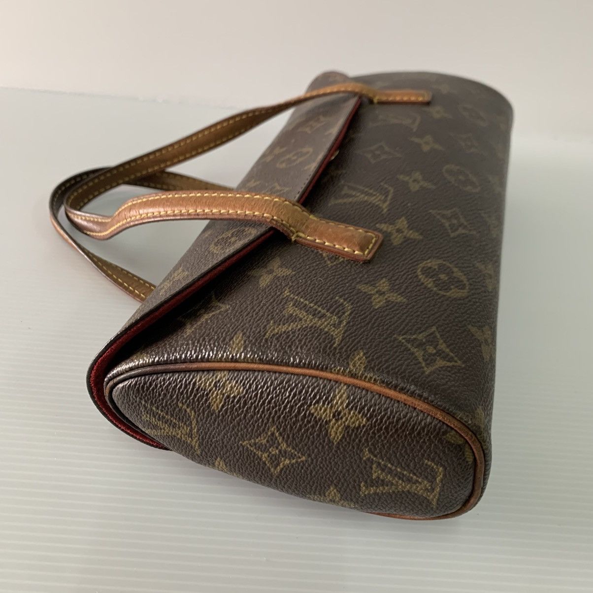 Louis Vuitton Louis Vuitton Monogram Handbag Size ONE SIZE - 5 Thumbnail