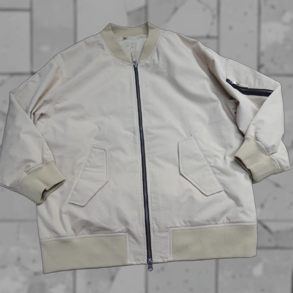 Everlane Everlane Womens Jacket L Beige Full Zip Oversized Bomber Jacket Women Jacket Beige Full Zip for Women Size L / US 10 / IT 46 - 1 Thumbnail