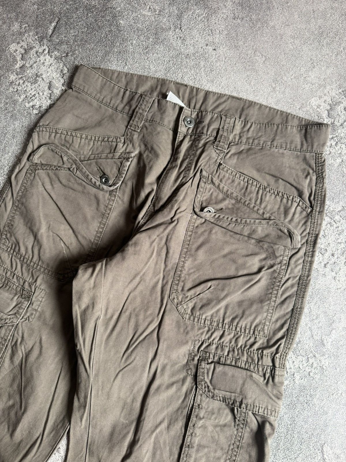 Le Grande Bleu (L.G.B.) Clockhouse 30/30 cargo multipocket baggy pants trousers Y2K Size US 30 / EU 46 - 3 Thumbnail