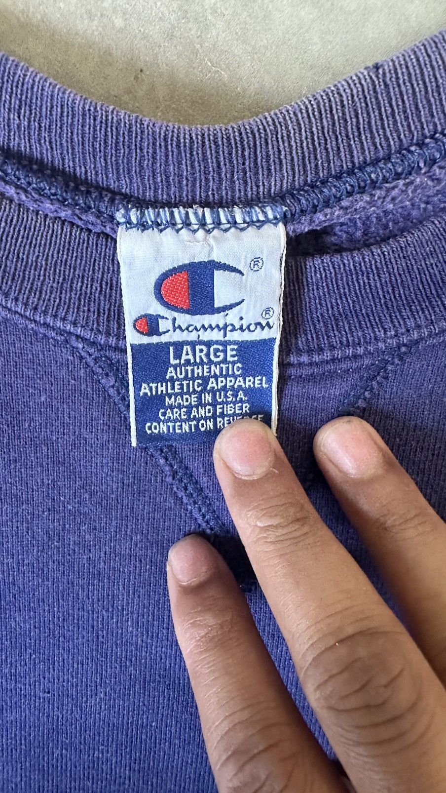Champion VINTAGE CHAMPION WELL FADED SWEATSHIRT Size US L / EU 52-54 / 3 - 5 Thumbnail