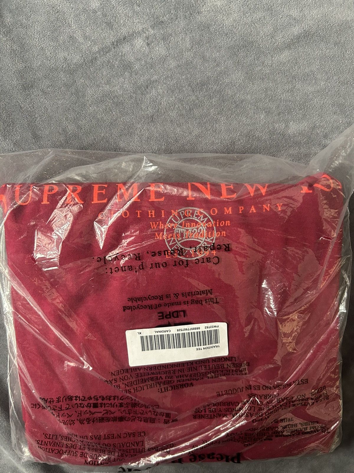 Supreme Supreme Tradition Tee Cardinal XL FW22 Size US XL / EU 56 / 4 - 3 Thumbnail