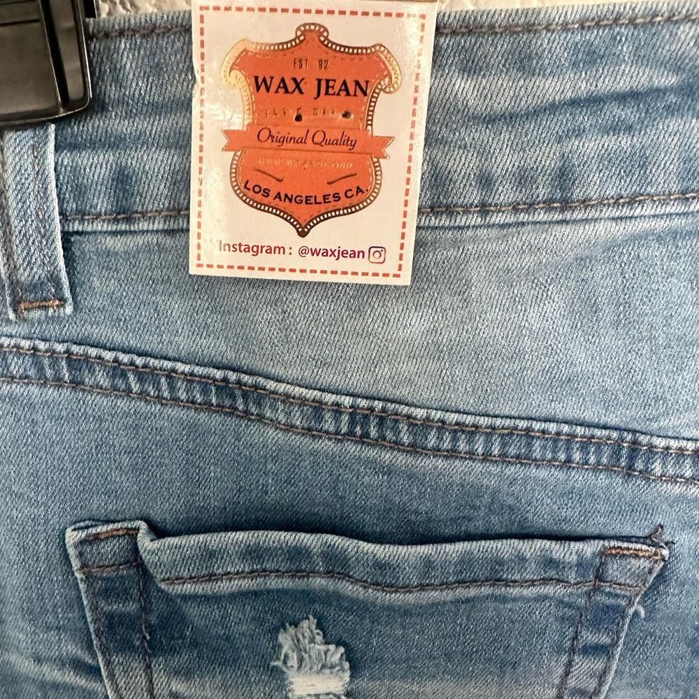 Designer Wax Jean Los Angeles Distressed Light Denim Mini Skirt Small Size 28" / US 6 / IT 42 - 7 Thumbnail