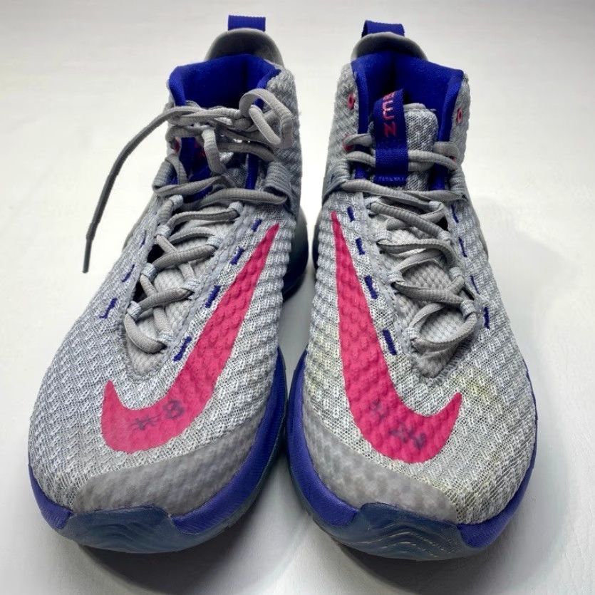 Nike VINTAGE Nike Zoom Rize TB Promo Kay Yow CW1880-001 Mens 8.5 Breast Cancer Awareness 1547 Size US 9 / EU 42 - 3 Thumbnail