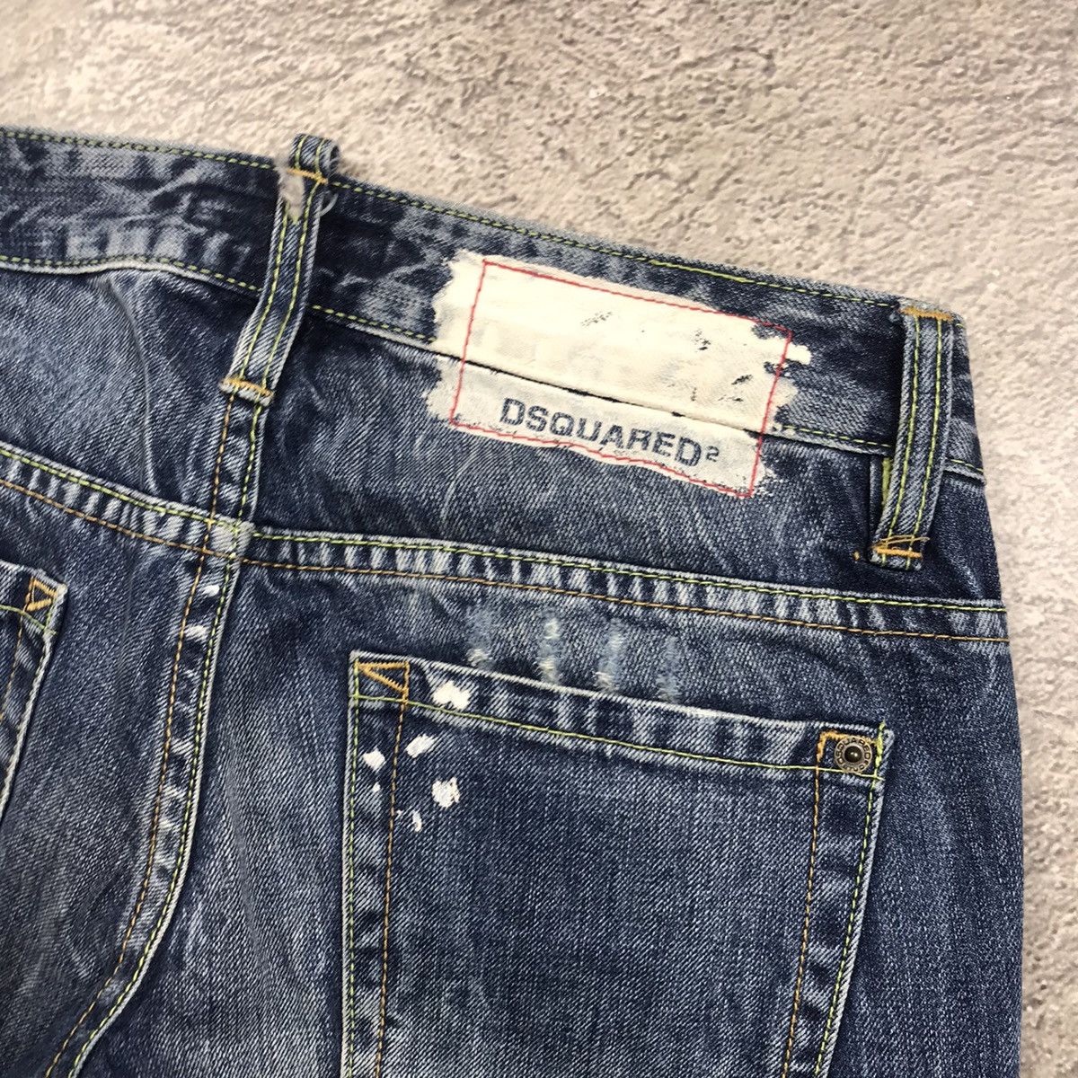 Vintage Vintage Dsquared2 Distressed Flared Jeans Grunge 90s Logo 26 Size US 26 / EU 42 - 7 Thumbnail