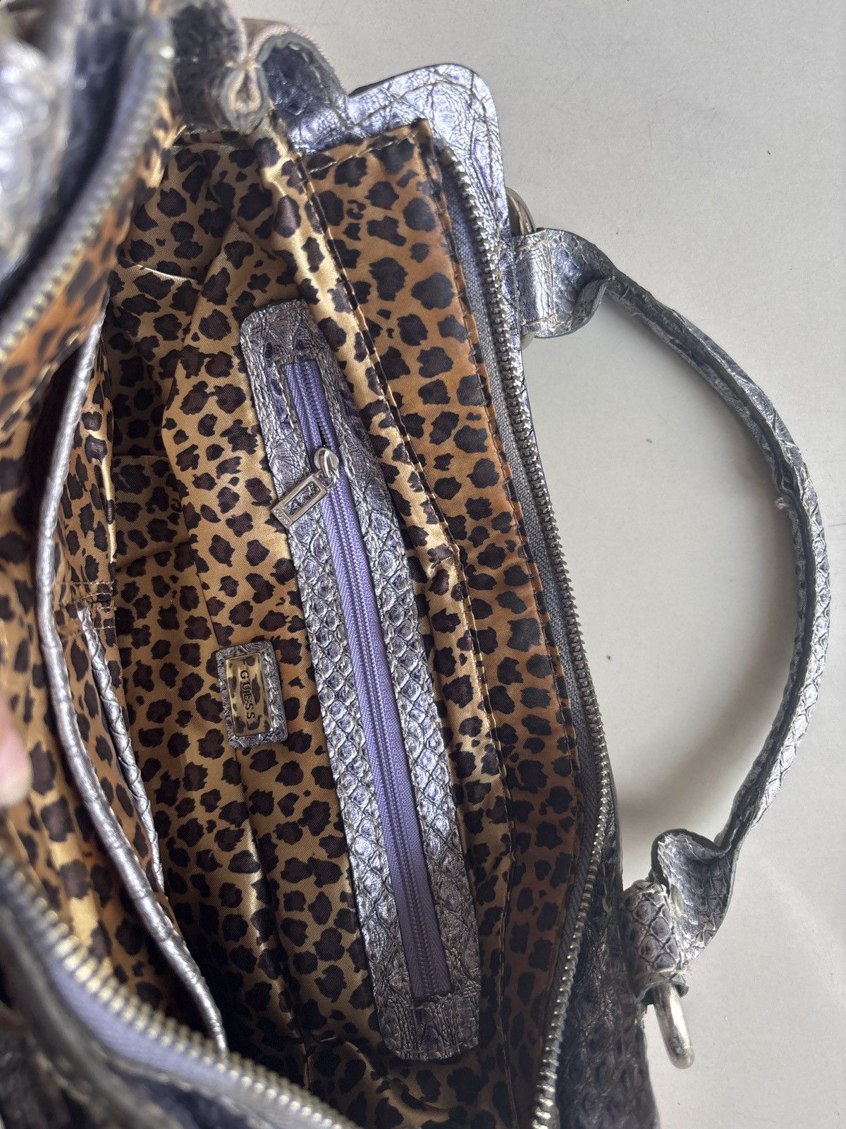 Guess Y2k Guess shoulder bag w/ sling Size ONE SIZE - 9 Thumbnail