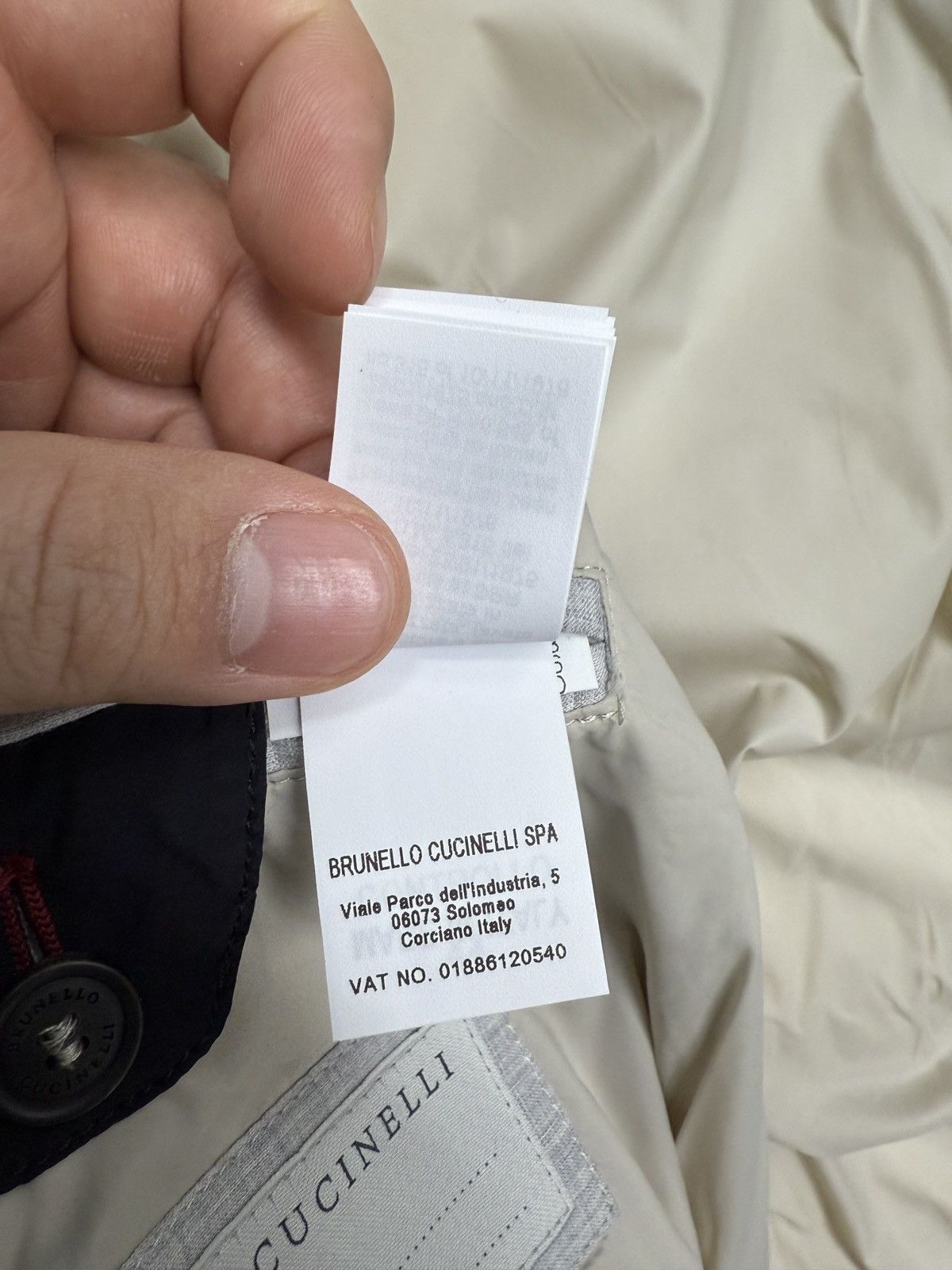 Brunello Cucinelli brand new Brunello Cucinelli Black Down Jacket Size US L / EU 52-54 / 3 - 9 Thumbnail