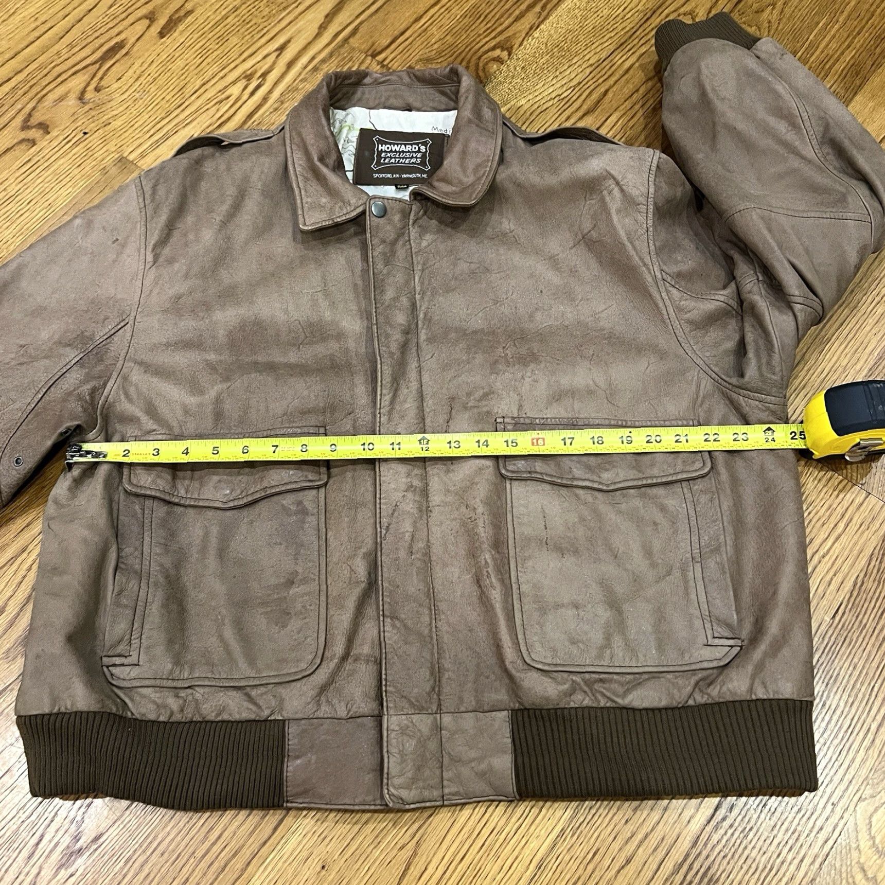 Vintage VINTAGE Flight Brown Leather Bomber Jacket Size 48 Reg Men 80s Army Size US M / EU 48-50 / 2 - 6 Thumbnail