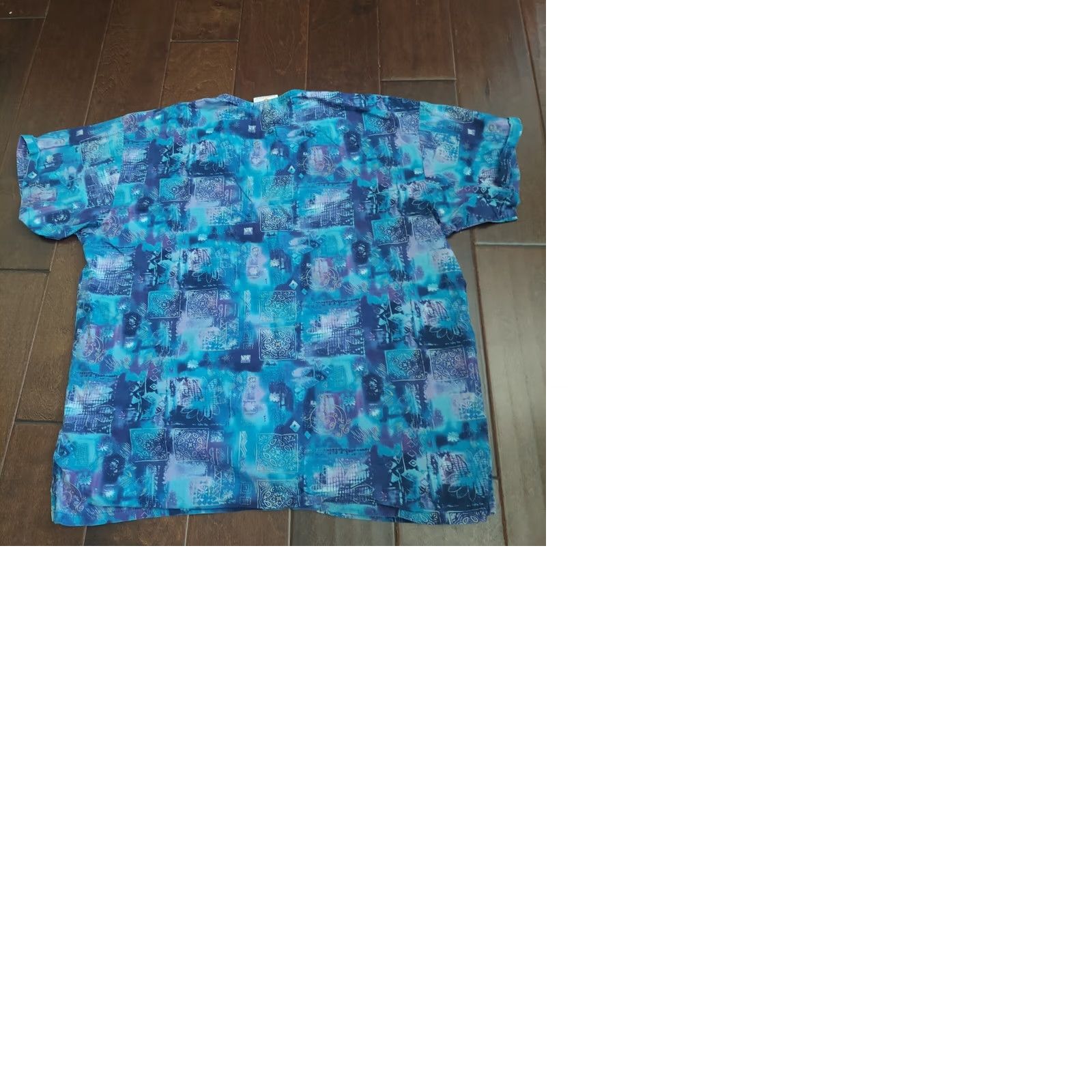 Vintage Peaches Women's Scrub Top Floral Print Blue with Pockets XS - Cotton - Medical - Mexico - B685 Size XS / US 0-2 / IT 36-38 - 10 Thumbnail