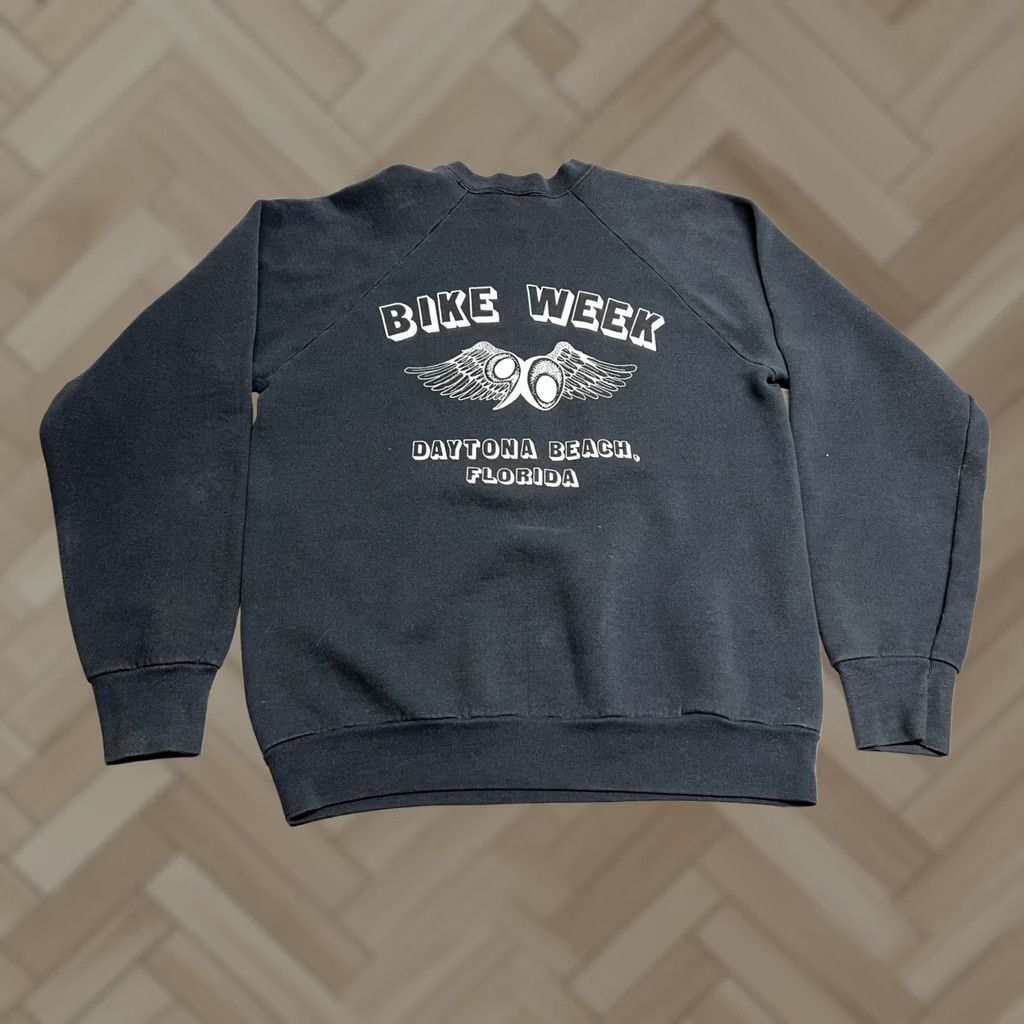 Harley Davidson VINTAGE Harley Davidson Hoodie 3D Emblem Rose Butterfly Sweatshirt Black L Mens Womens Unisex Adults 80s Dayton Bike Week Graphic Print Size US L / EU 52-54 / 3 - 1 Thumbnail