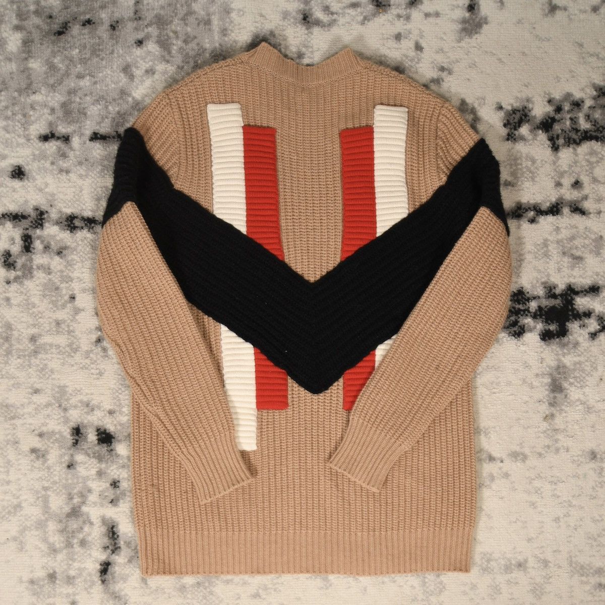 Givenchy Givenchy V-Detail Cashmere Sweater Size US XS / EU 42 / 0 - 4 Thumbnail