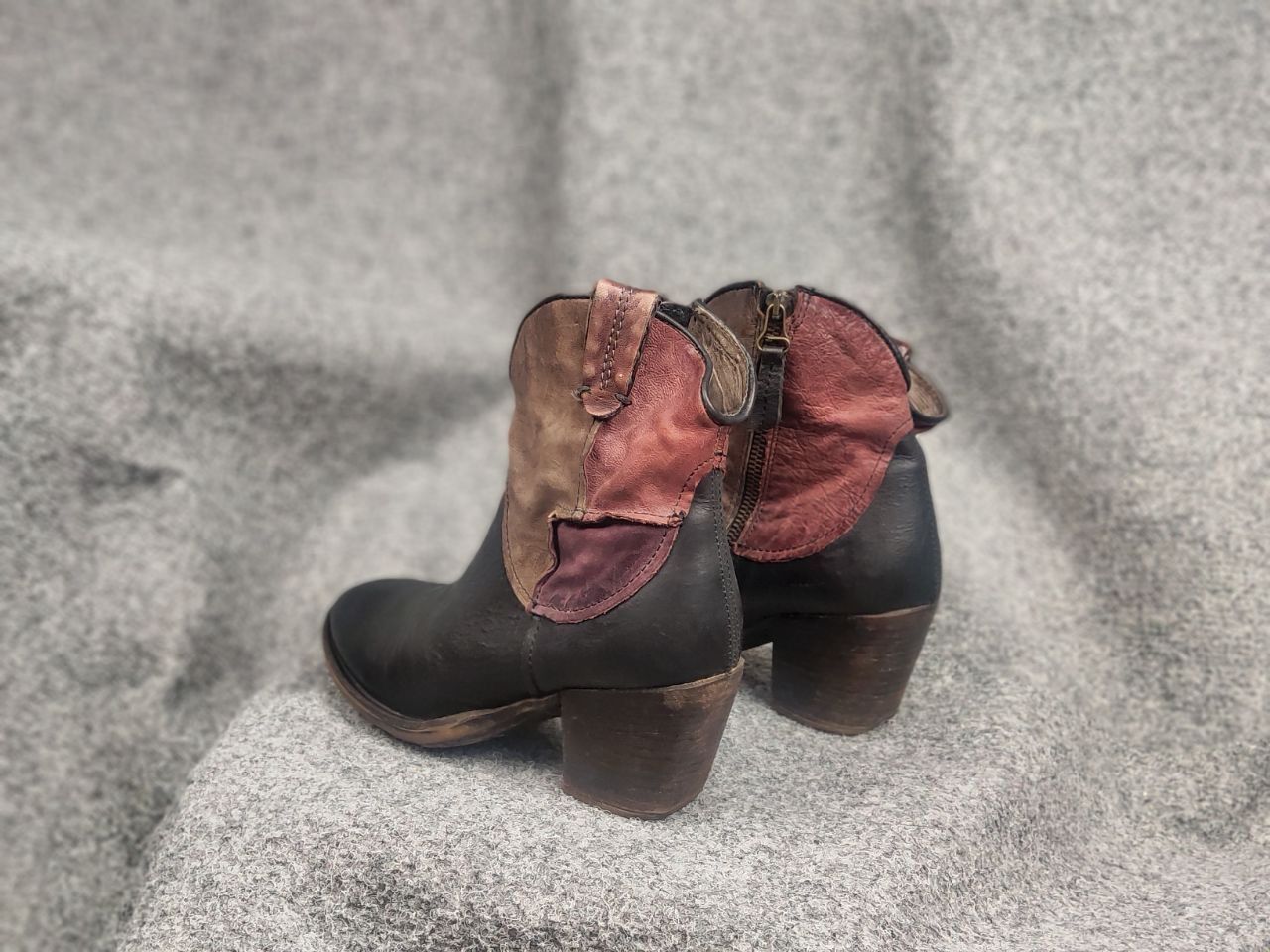 A.S.98 A.S.98 Vintage Boho AirStep Leather Ankle Heel Zip Boots Size US 9 / IT 39 - 10 Thumbnail