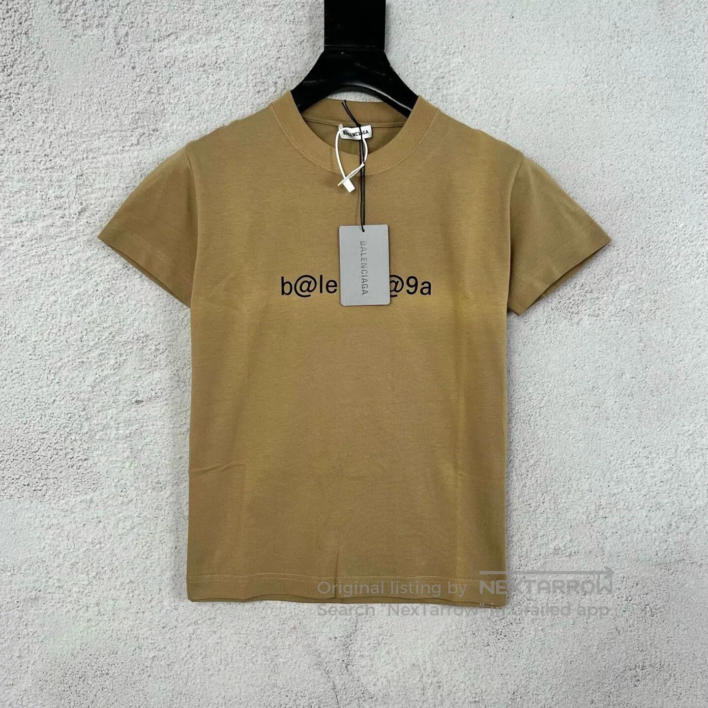 Balenciaga Balenciaga Dark Camel email-themed short-sleeved T-shirt Size XS / US 0-2 / IT 36-38 - 1 Thumbnail