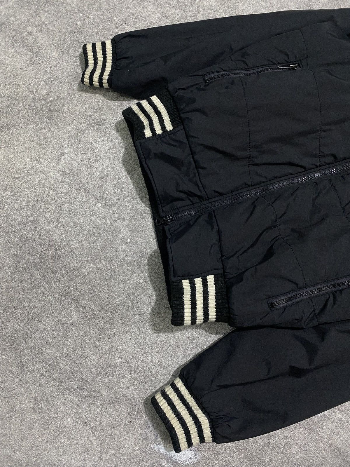 Adidas Adidas light jacket vintage Size US L / EU 52-54 / 3 - 3 Thumbnail