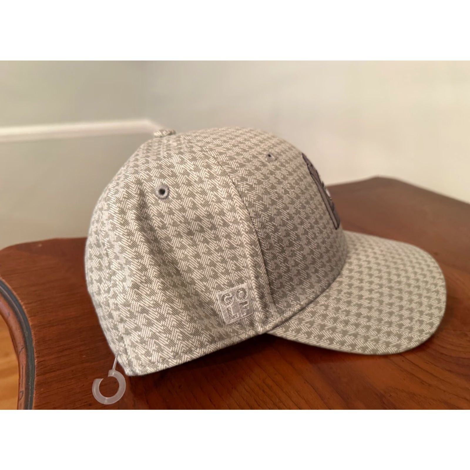 Adidas Adidas Golf Mens White Gray Members Bounce Cap Hat Adjustable Snapback NWOT Size ONE SIZE - 3 Thumbnail