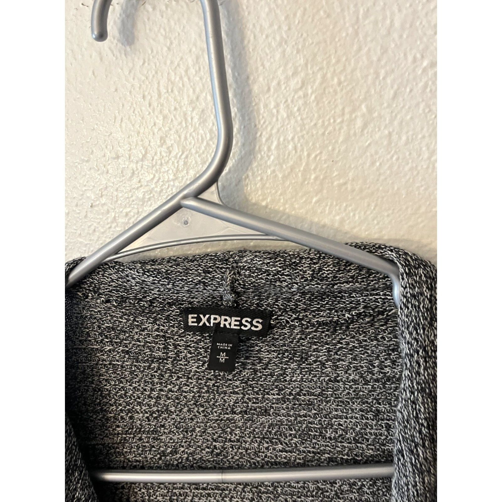 Express Express Women's Gray Long Sleeve Cardigan Sweater Medium Open Lightweight Knit Casual Business Cardigan Size M / US 6-8 / IT 42-44 - 3 Thumbnail