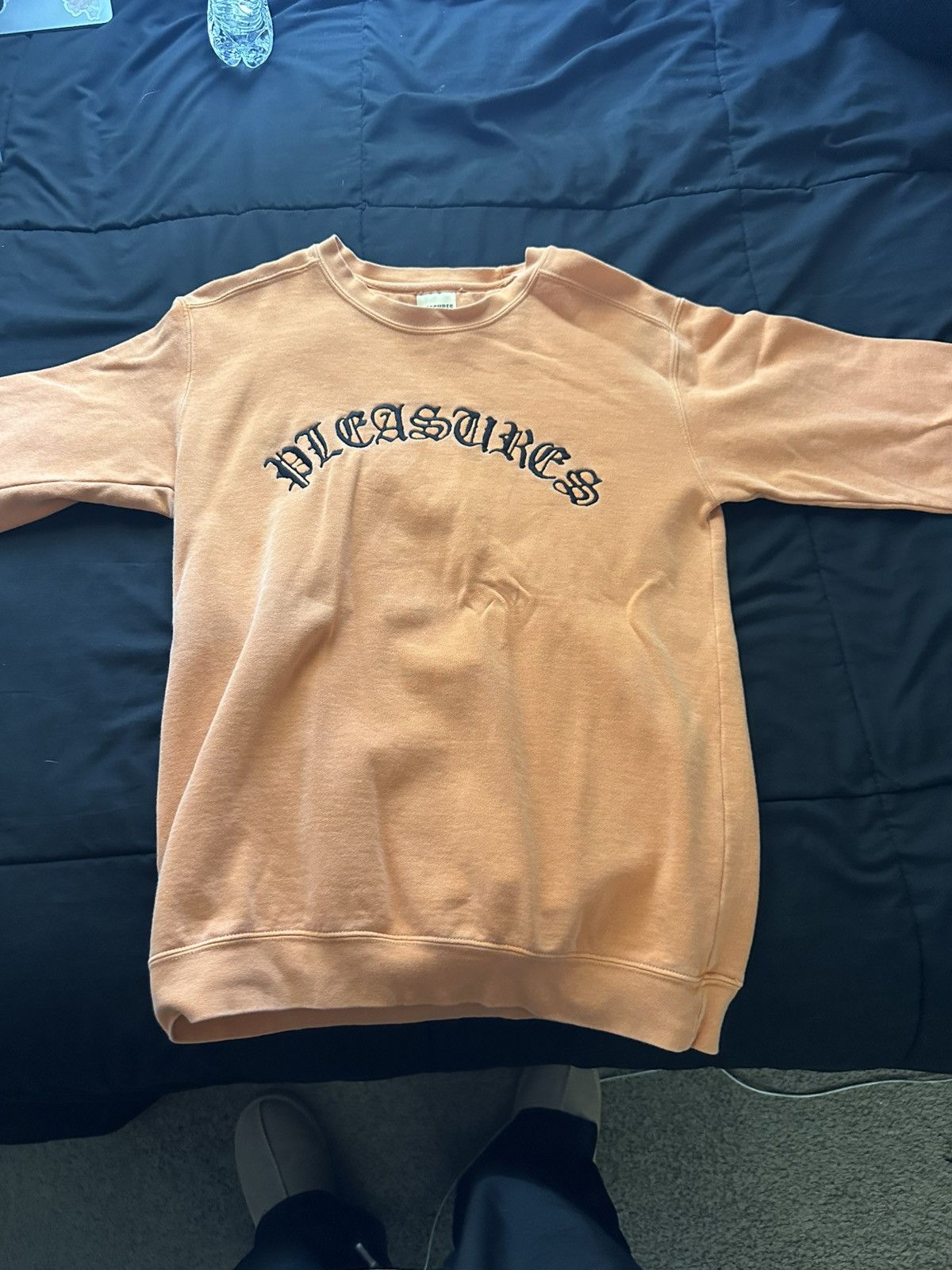 Pleasures Pleasures orange crewneck Size US S / EU 44-46 / 1 - 1 Thumbnail