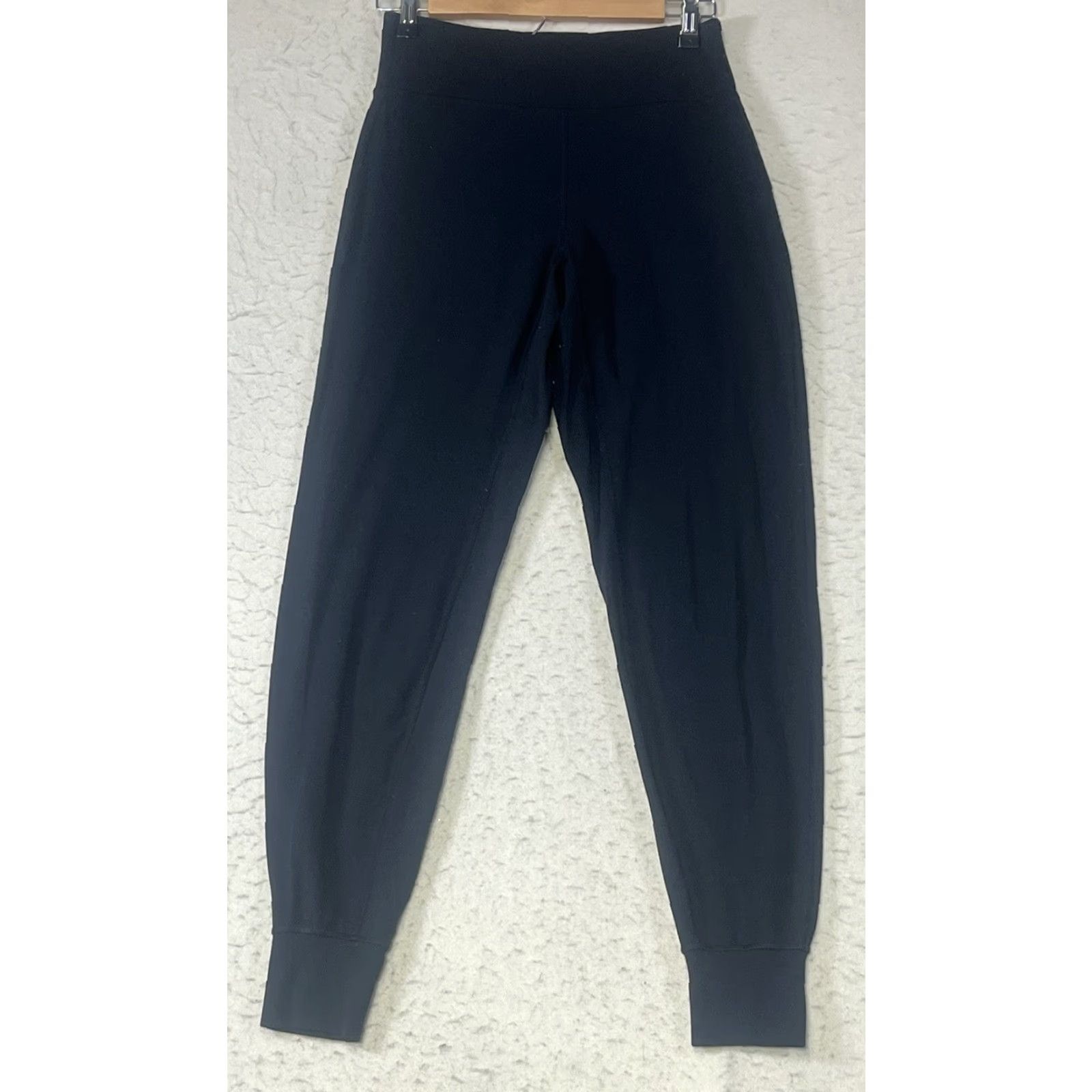 Lululemon Lululemon Women Jogger Pants Black Size 6 Athleisure Drawstring Breathable Zip Pocket Lounge Comfort Tapered Leg Lounge Wear Activewear Casual Travel Size 28" / US 6 / IT 42 - 2 Thumbnail