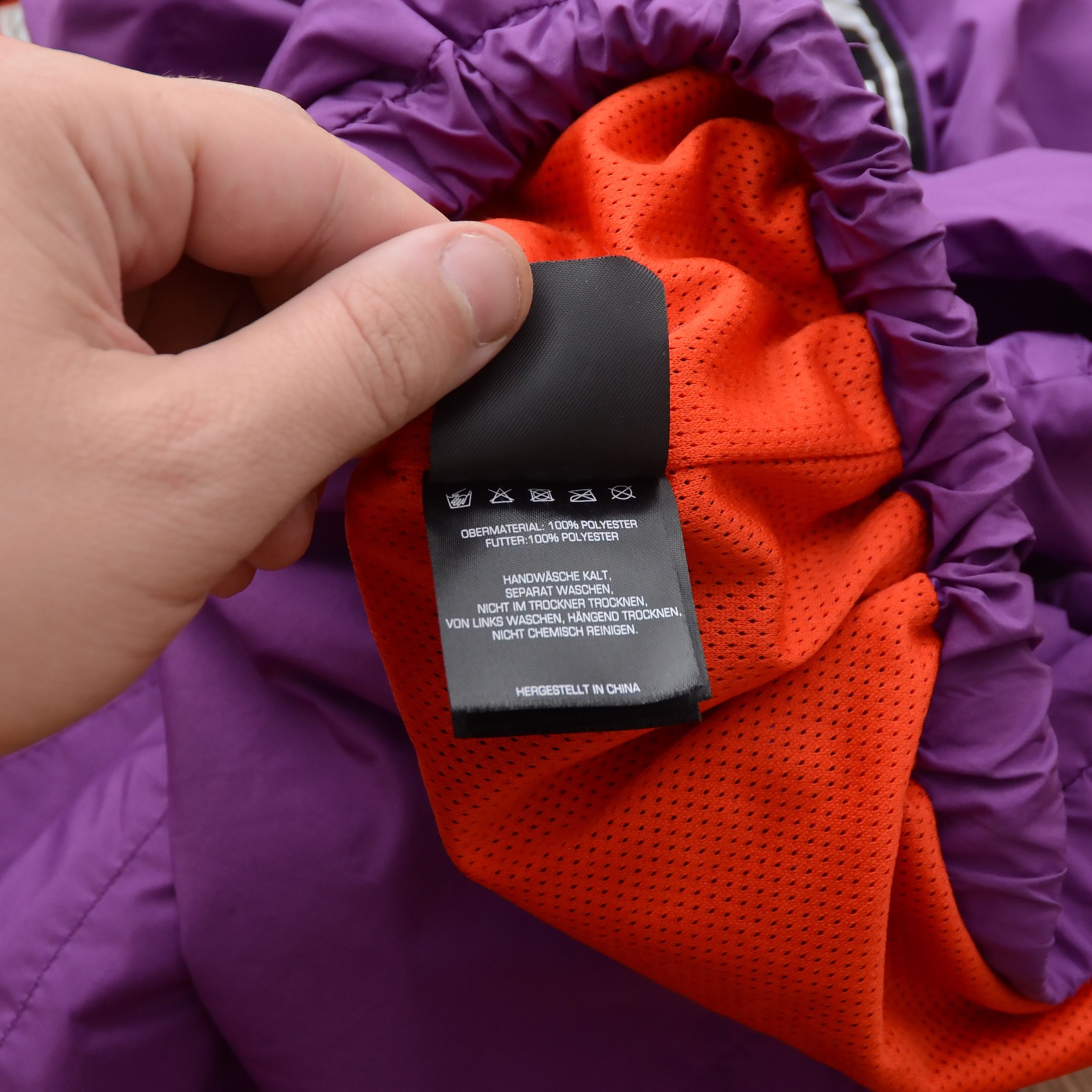 Karl Kani Karl Kani Retro Tape Track Jacket Big Logo Hooded Zip Vintag Size US L / EU 52-54 / 3 - 13 Thumbnail