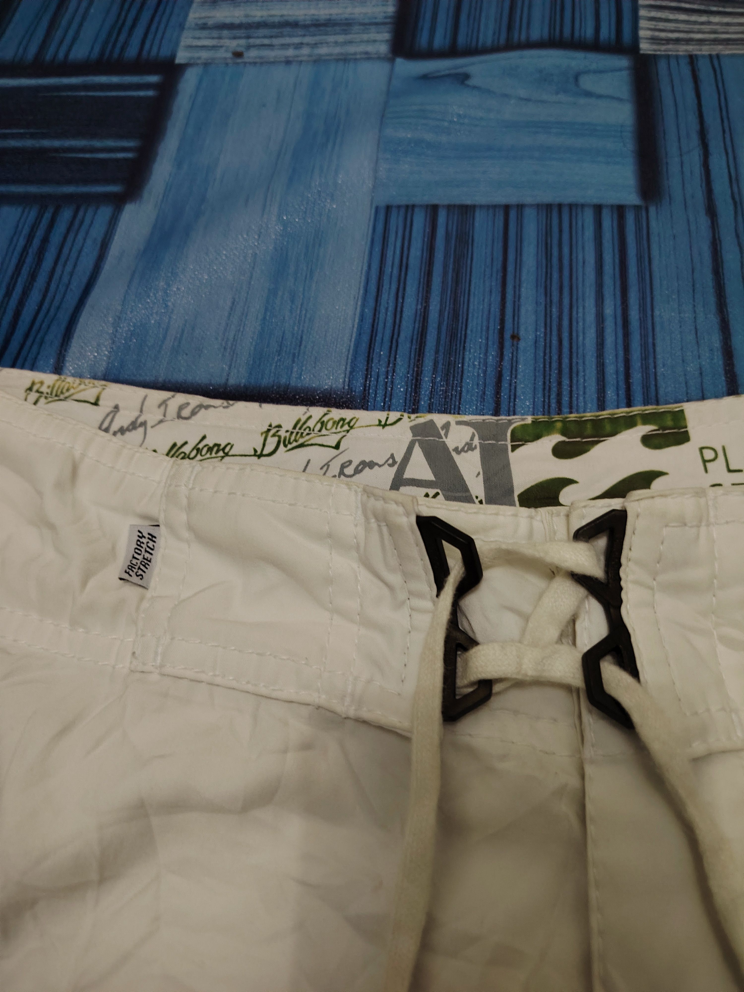 Billabong vtg billabong short Pants Size US 31 - 8 Thumbnail