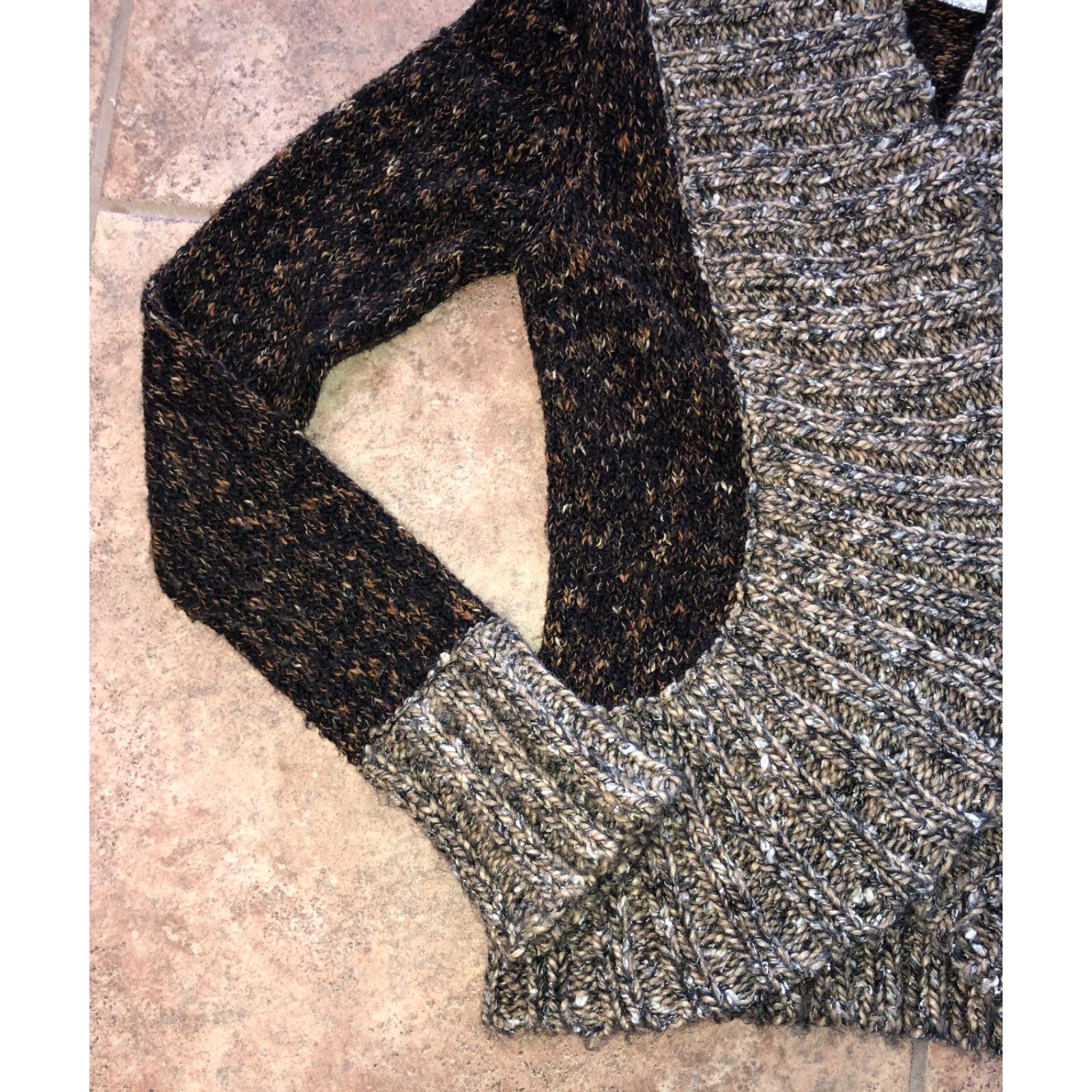 Vintage BKE Womens Soft Acrylic 1 Button Sweater Size M Multifunction Size M / US 6-8 / IT 42-44 - 4 Thumbnail