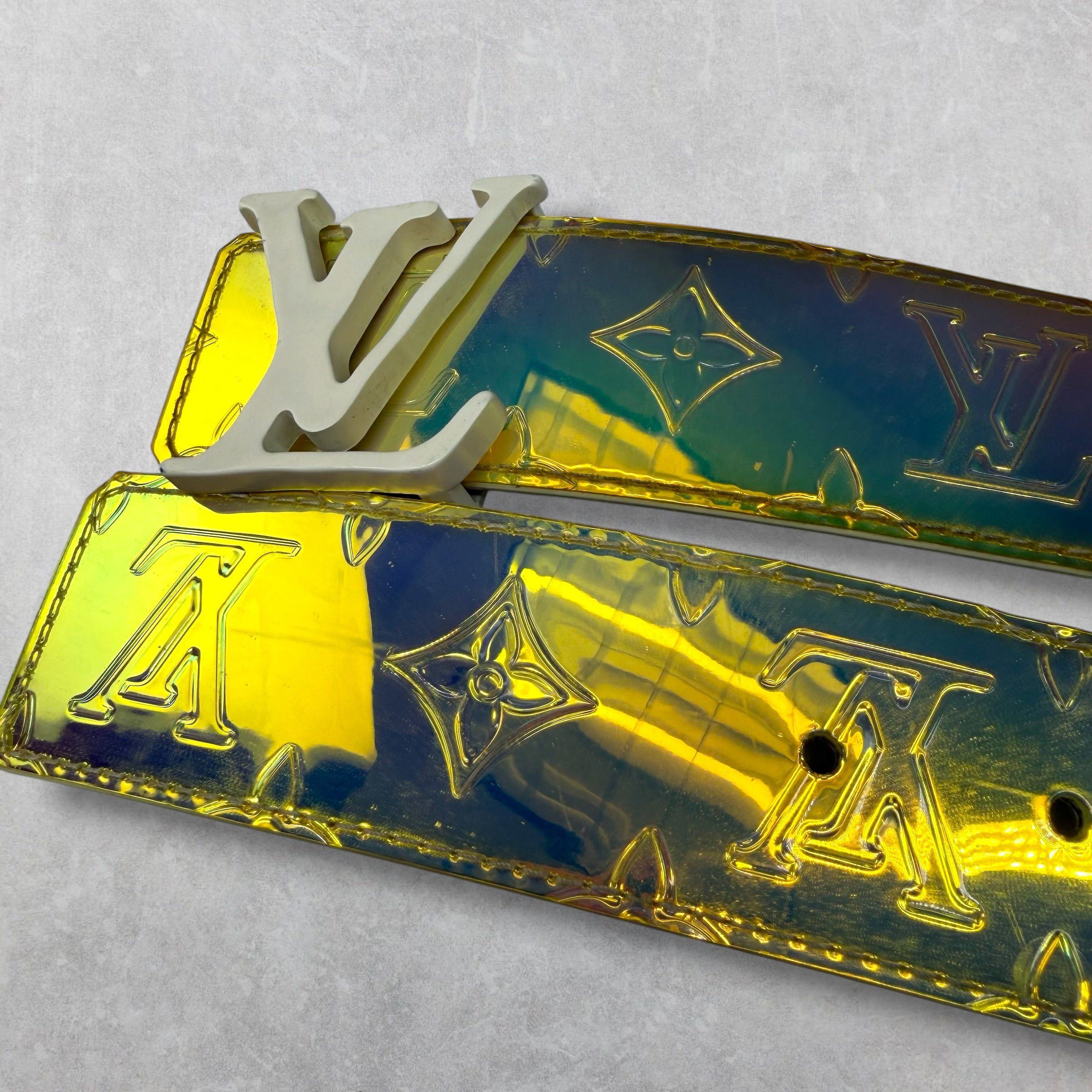 Louis Vuitton Louis Vuitton LV Shape Monogram 4MM Prism Belt 32 (90) Size 34 - 3 Thumbnail