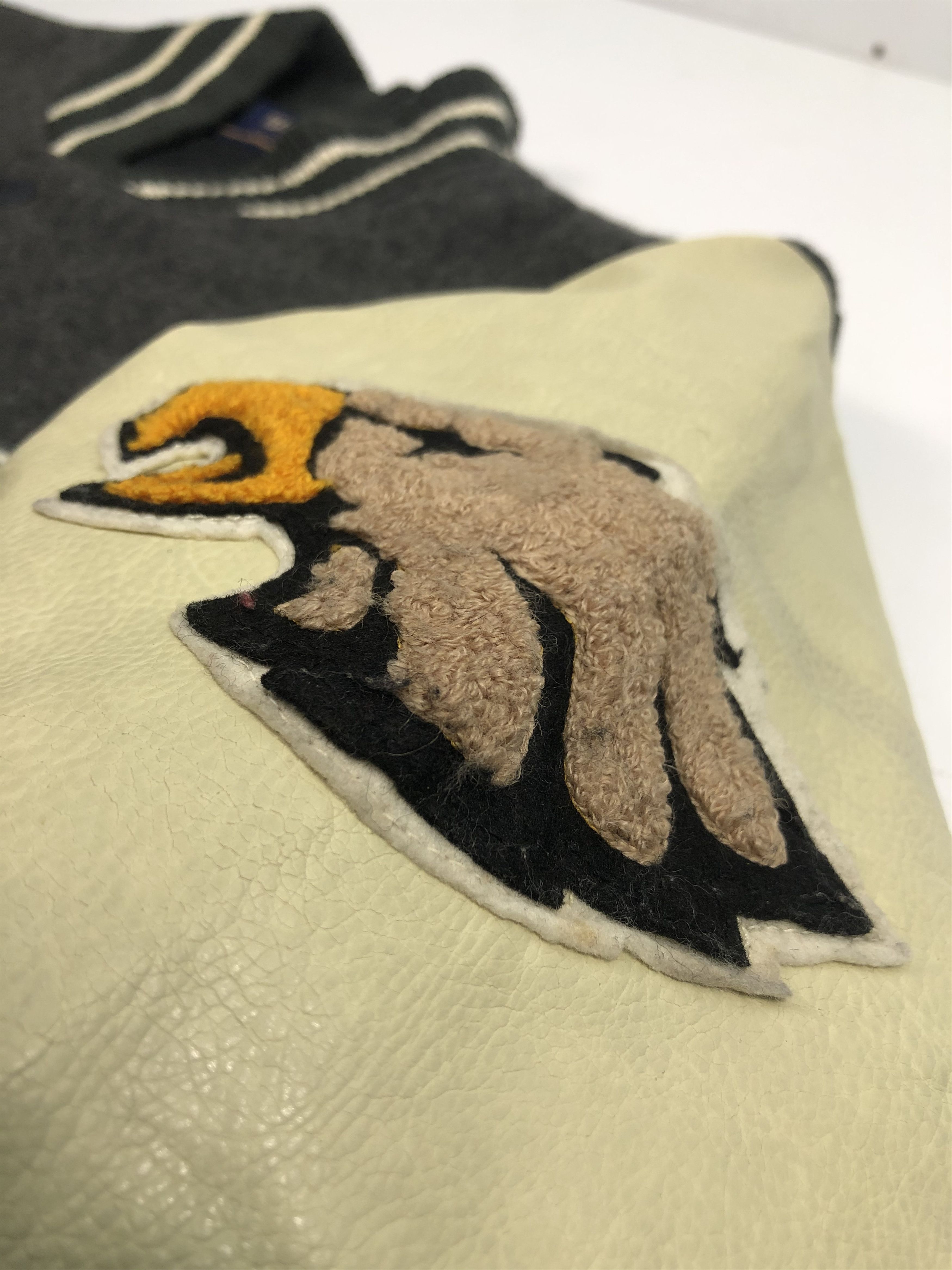 Japanese Brand Vintage 90s Golden Eagle Leather Varsity Jacket V0059 Size US L / EU 52-54 / 3 - 3 Thumbnail