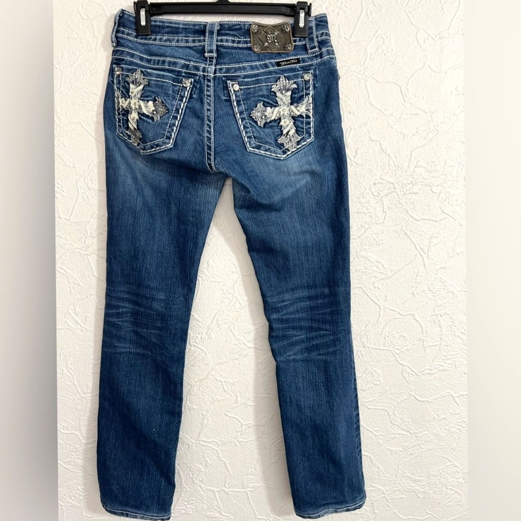 Miss Me Miss Me Jeans 28 Dark Wash Embellished Stone Cross Straight Leg Women’s Size 28" / US 6 / IT 42 - 2 Thumbnail