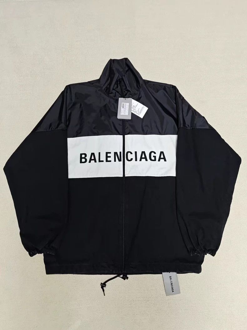 Balenciaga Balenciaga Patchwork logo denim assault jacket 2501-Nextar Size XXS / US 00 / IT 34 - 1 Thumbnail