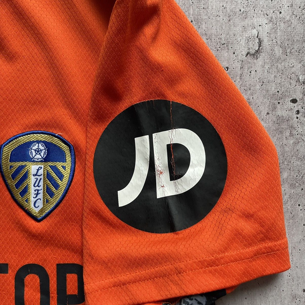 Adidas ADIDAS LEEDS UNITED LUFC SOCCER JERSEY Y2K HOME Size US M / EU 48-50 / 2 - 7 Thumbnail