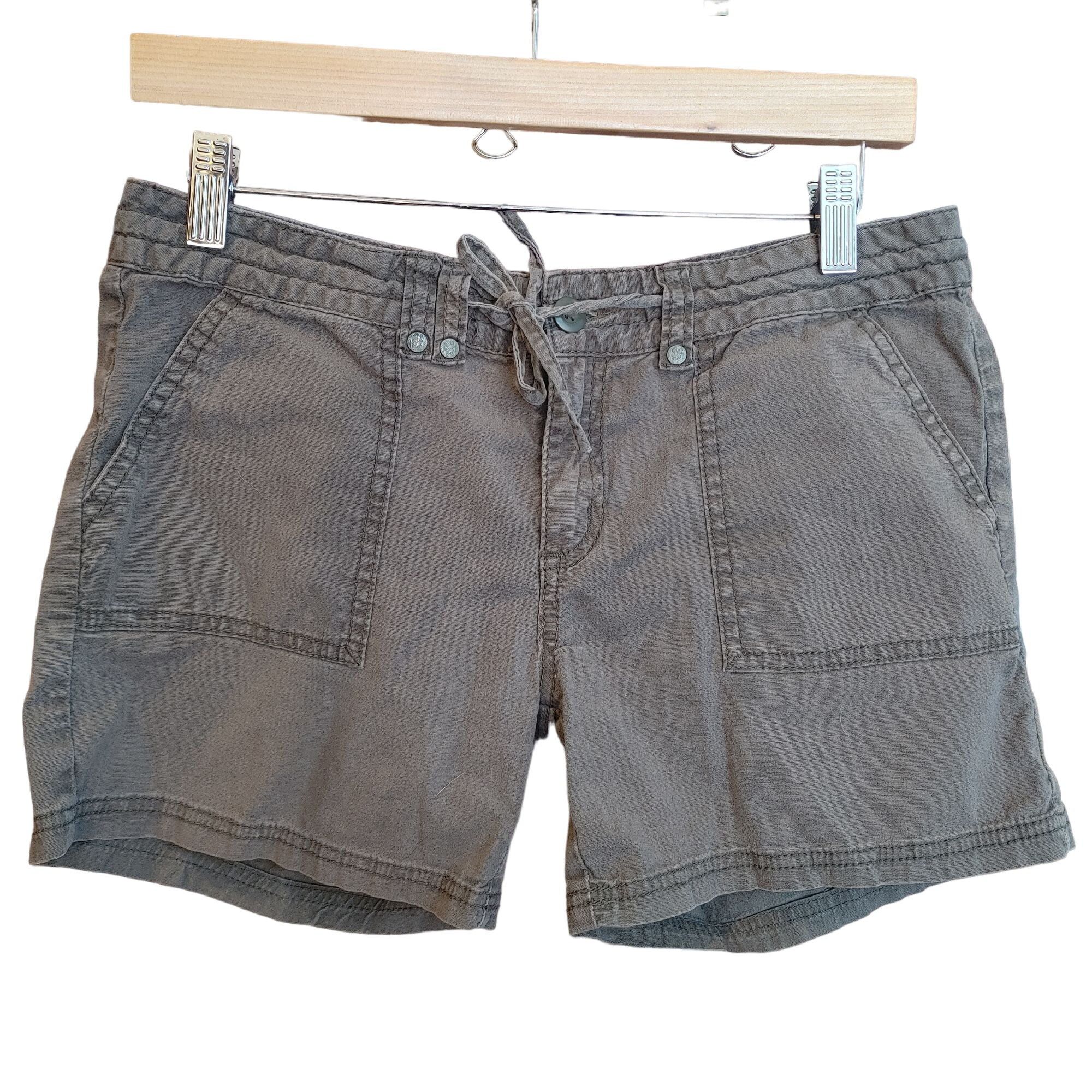 Prana Prana Women's Green Bermuda Shorts 6 Size 28" / US 6 / IT 42 - 1 Thumbnail