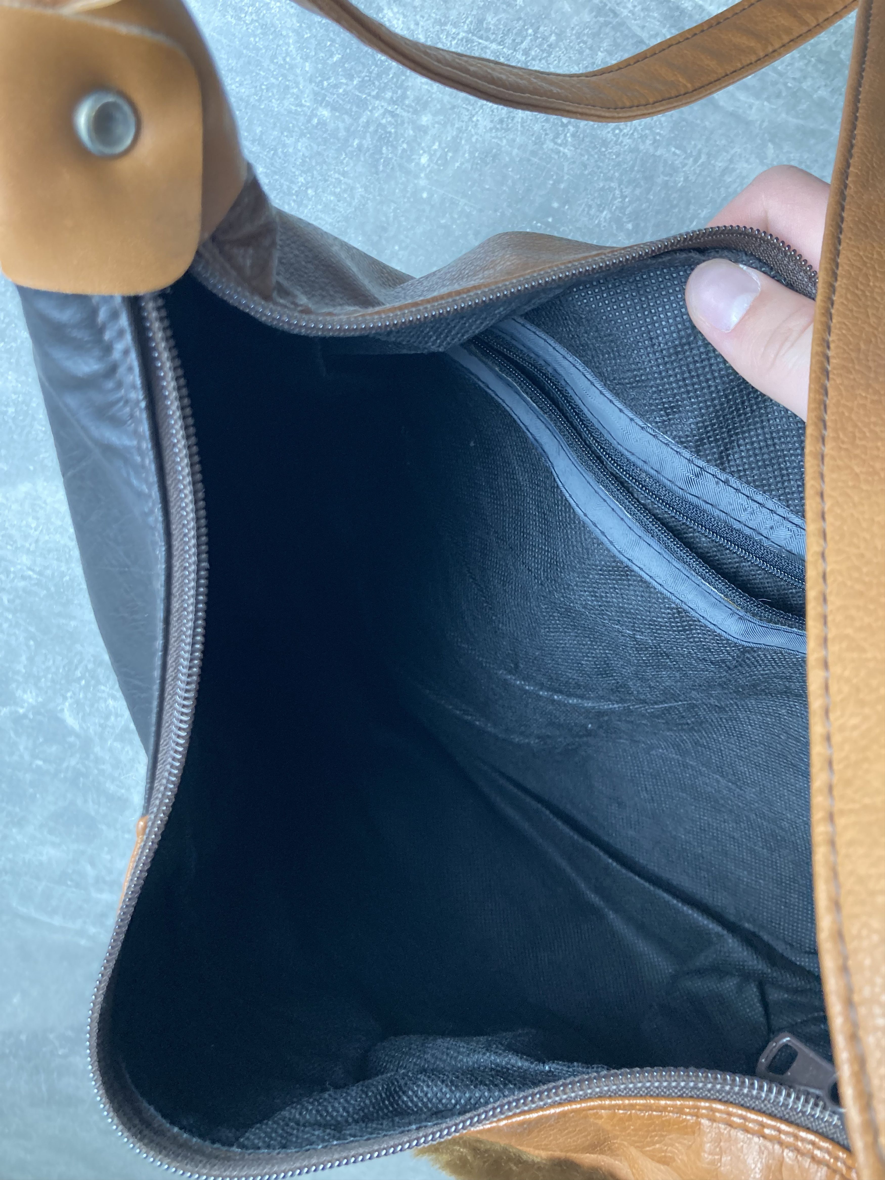 Genuine Leather Womens fluffy brown leather Y2K avant garde crossbody bag Size ONE SIZE - 8 Thumbnail