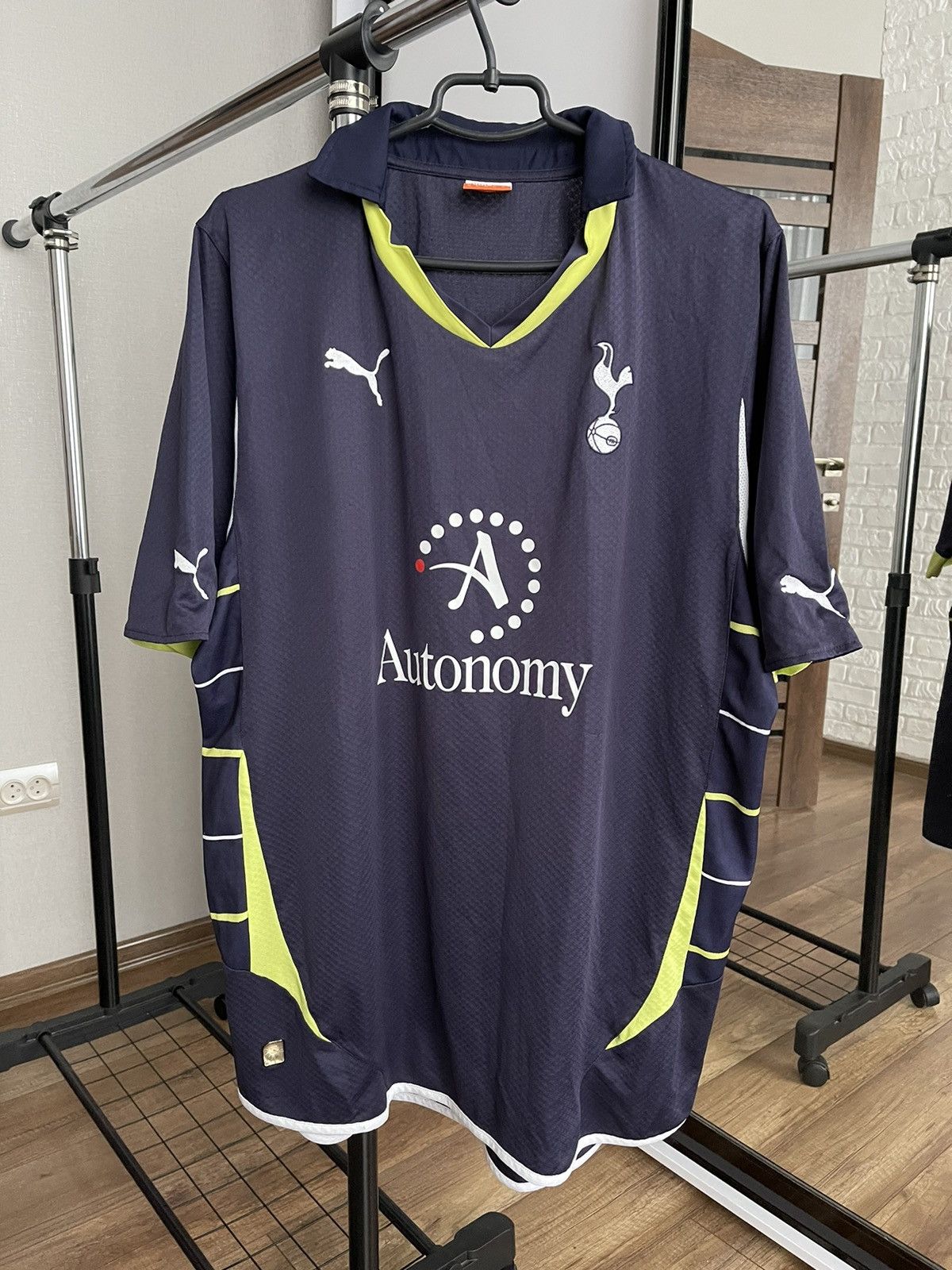 Puma 2010/2011 Puma Tottenham Hotspur Vintage Soccer Jersey Tee Size US XL / EU 56 / 4 - 3 Thumbnail
