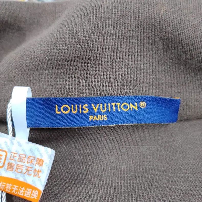 Louis Vuitton Louis Vuitton Dark brown embroidered logo jacket Size US S / EU 44-46 / 1 - 5 Thumbnail