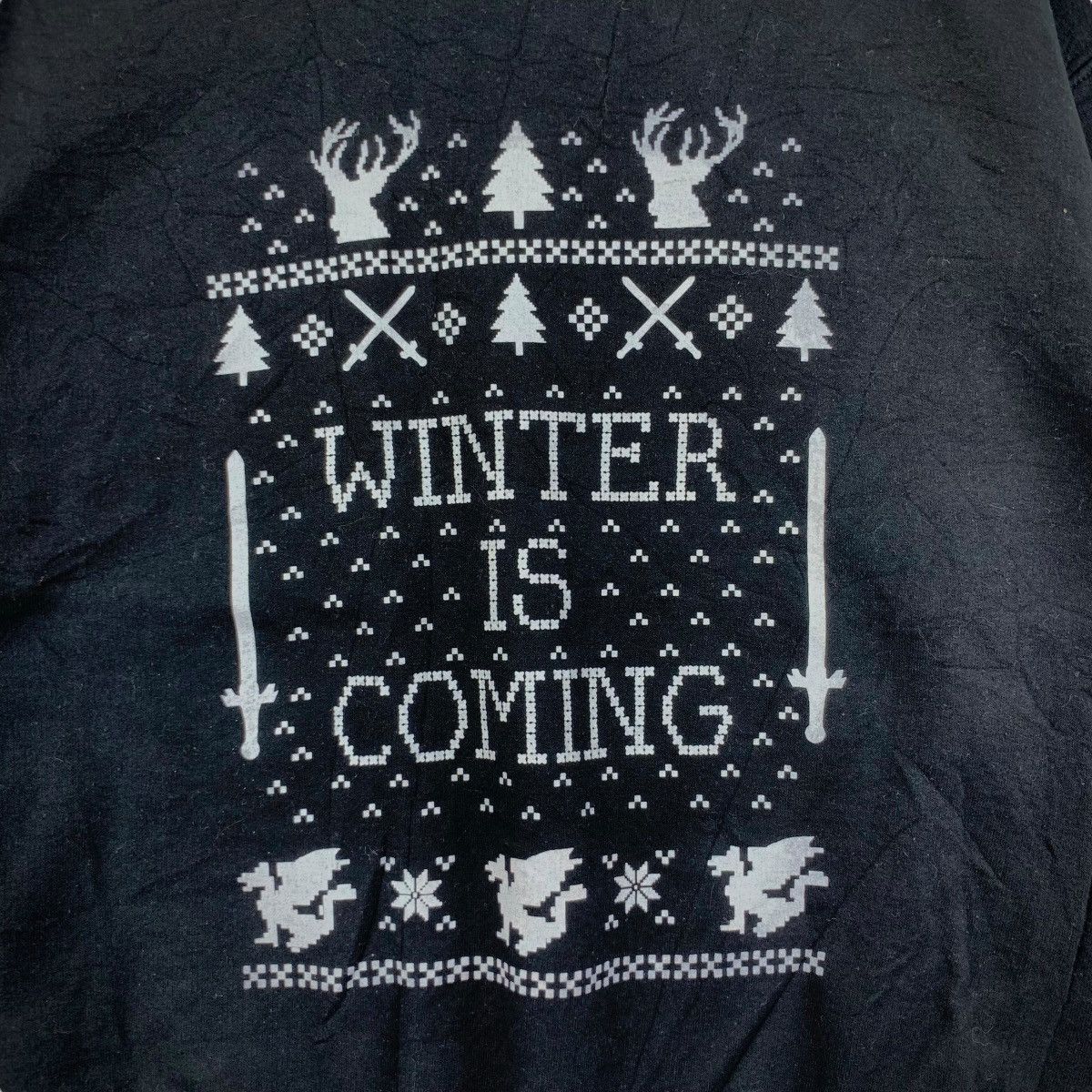Gildan WINTER IS COMING Theme Design Print Black Sweatshirt Size US M / EU 48-50 / 2 - 3 Thumbnail