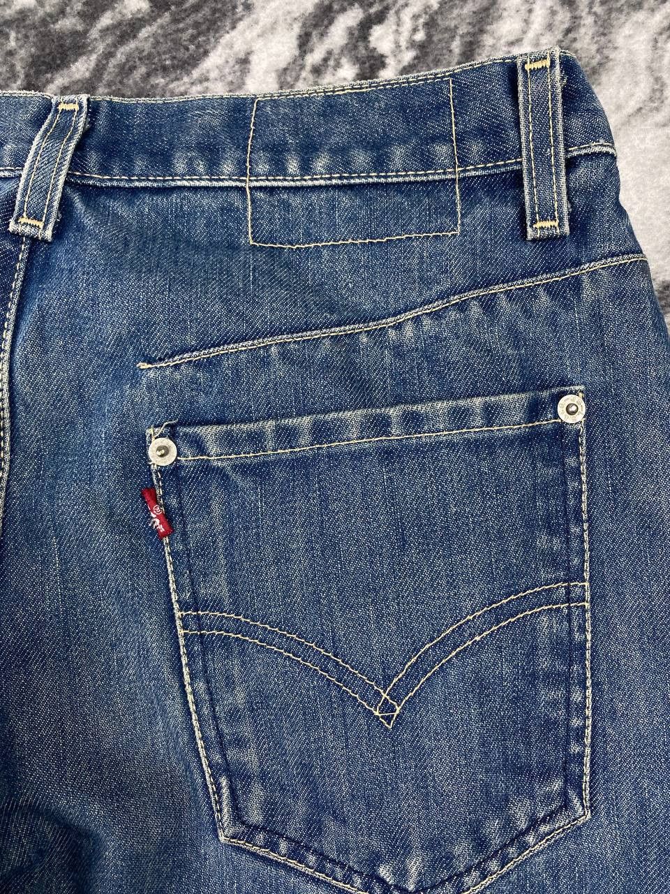 Levi's Vintage Levi’s Denim Engineered Twisted Jeans Japan Y2K Men Size US 30 / EU 46 - 13 Thumbnail