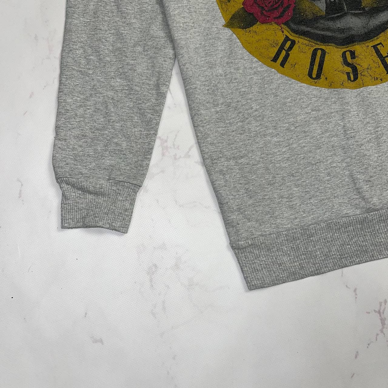 Vintage Guns N Roses Graphic Sweatshirt Long Sleeve Grey 2013 Sz M Size US M / EU 48-50 / 2 - 6 Thumbnail