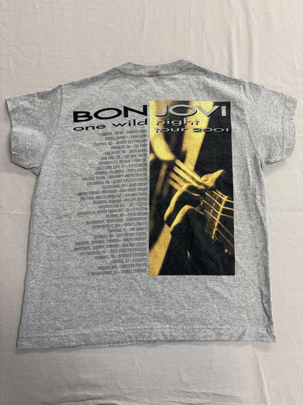 Designer VTG Bon Jovie Women's Tee - One Wild Night Tour 2001 Tee Size M / US 6-8 / IT 42-44 - 2 Thumbnail