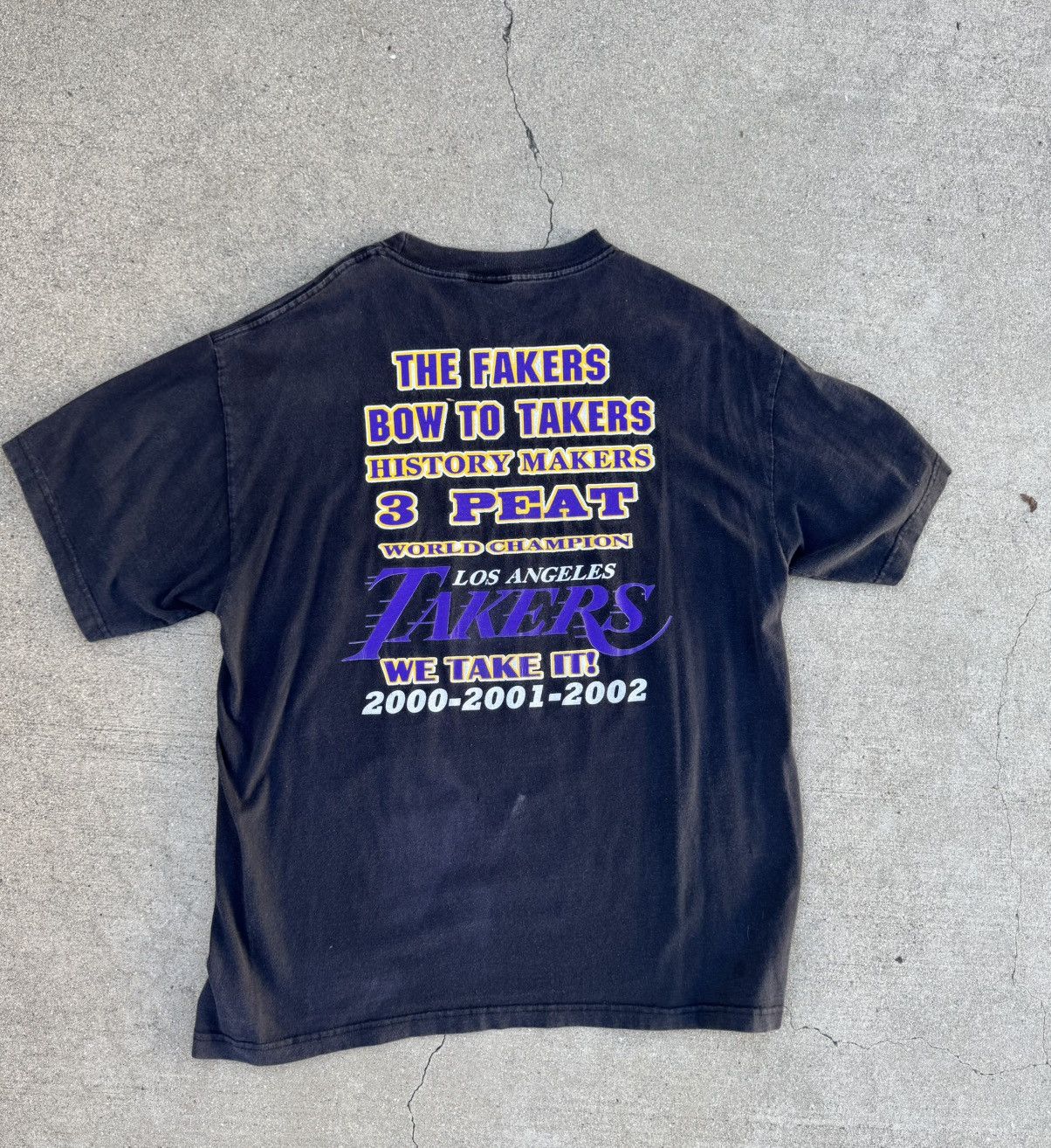 Vintage Vintage Lakers tee Size US XL / EU 56 / 4 - 2 Thumbnail