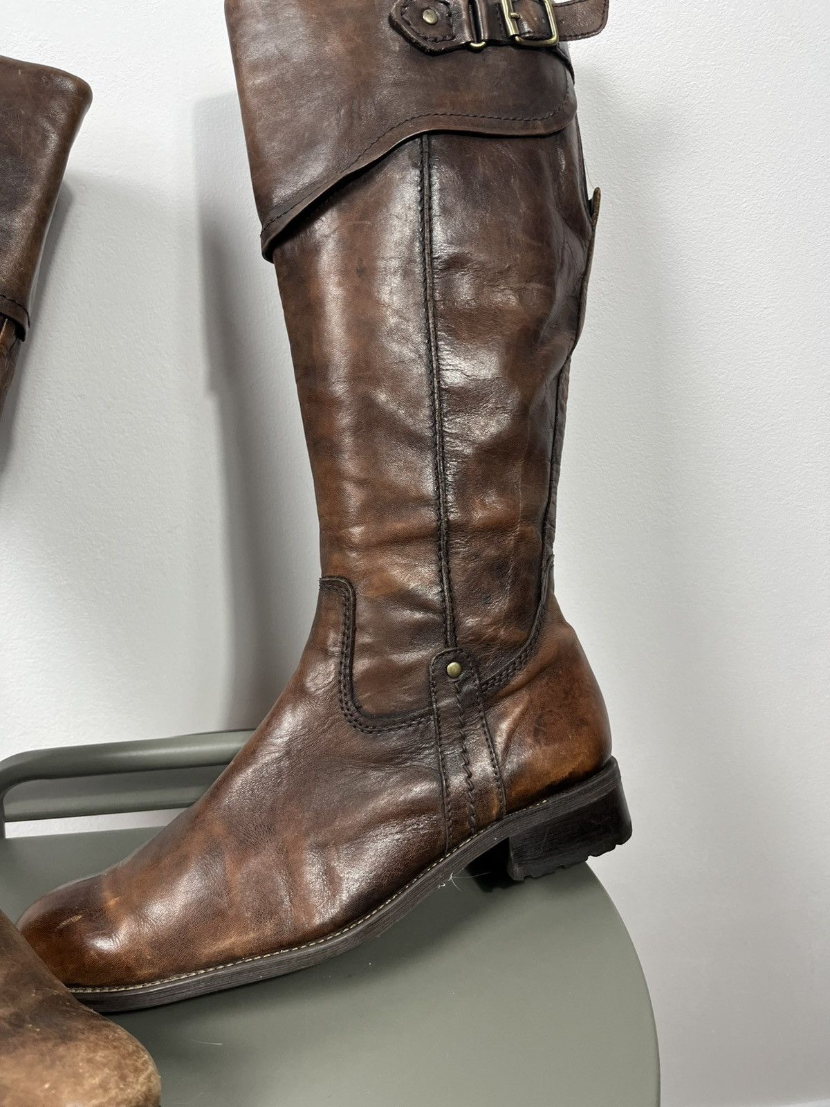 Leather Brown Leather Tall Boots Buckle Strap Zip Closure EU 39 Size US 8.5 / IT 38.5 - 4 Thumbnail