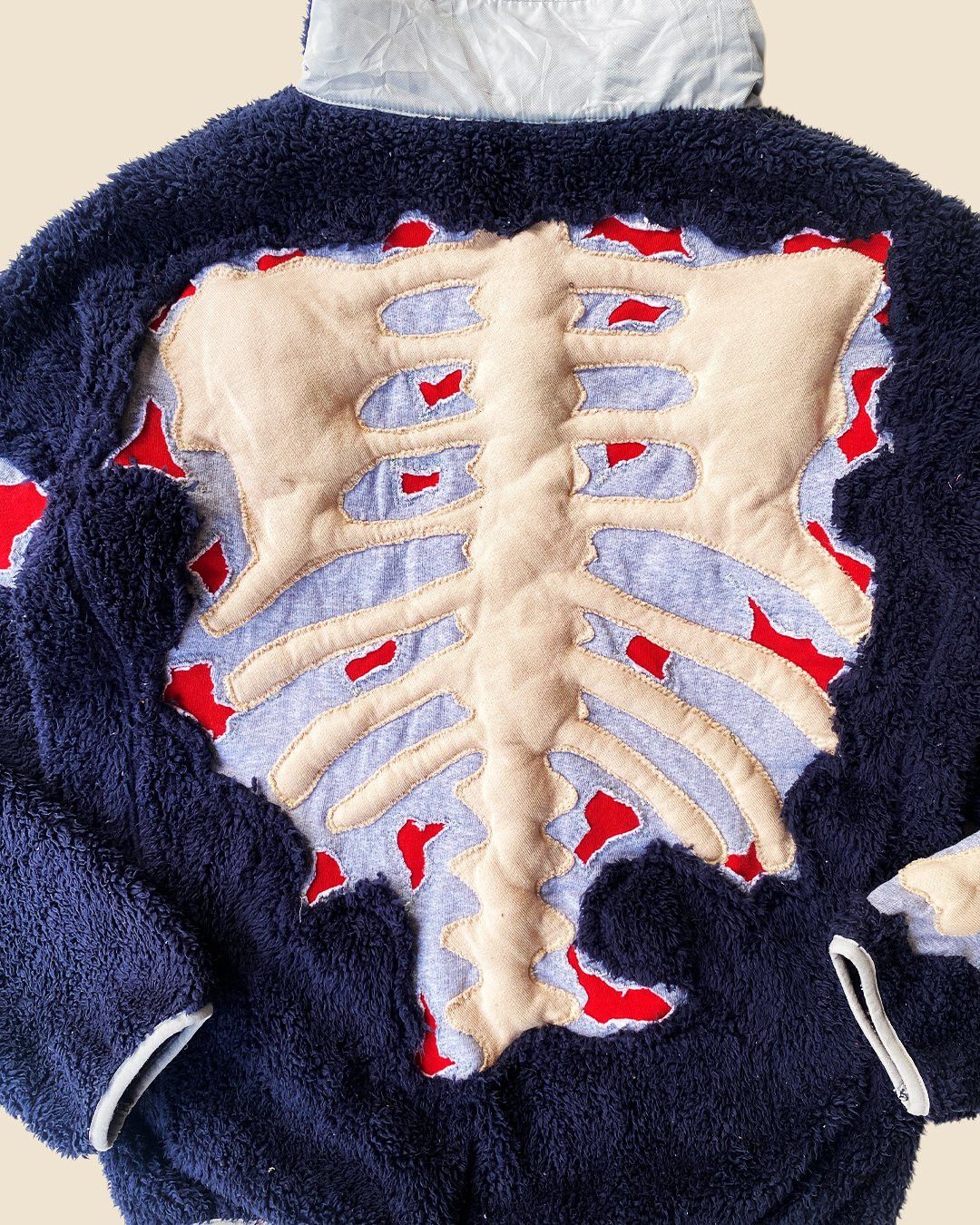 Handmade × Nike 1 OF 1 REWORKED NIKE 3D SKELETON SHERPA JACKET SIZE S Size US S / EU 44-46 / 1 - 6 Thumbnail