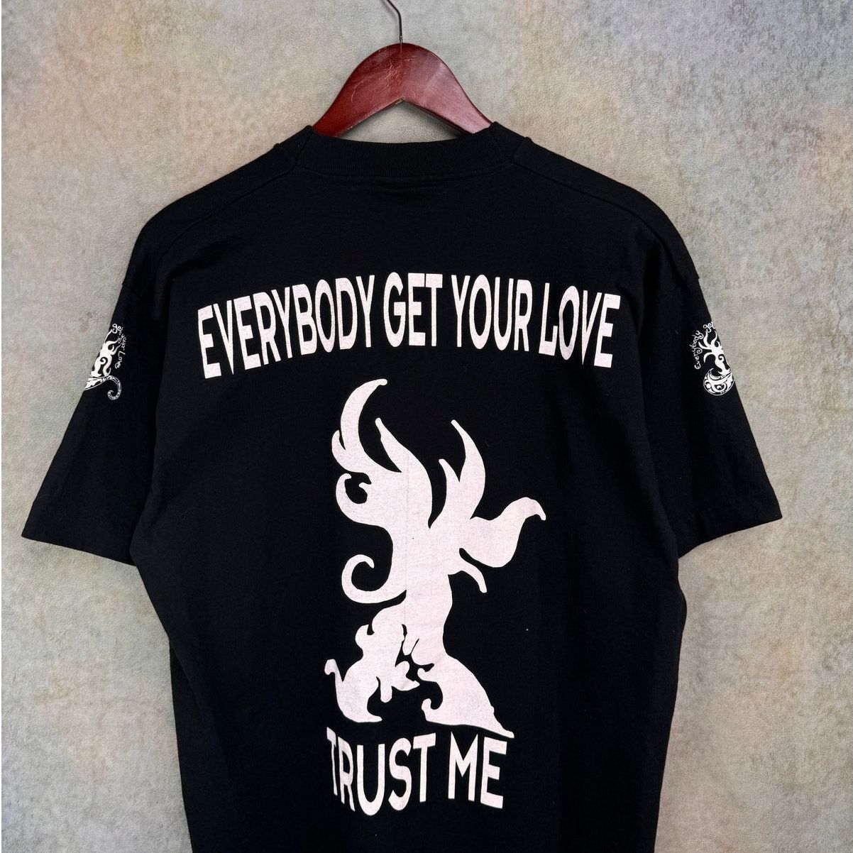 Vintage VTG 90s The Lovely Trees 'Everybody Get Your Love' Band Tee Size US XL / EU 56 / 4 - 4 Thumbnail
