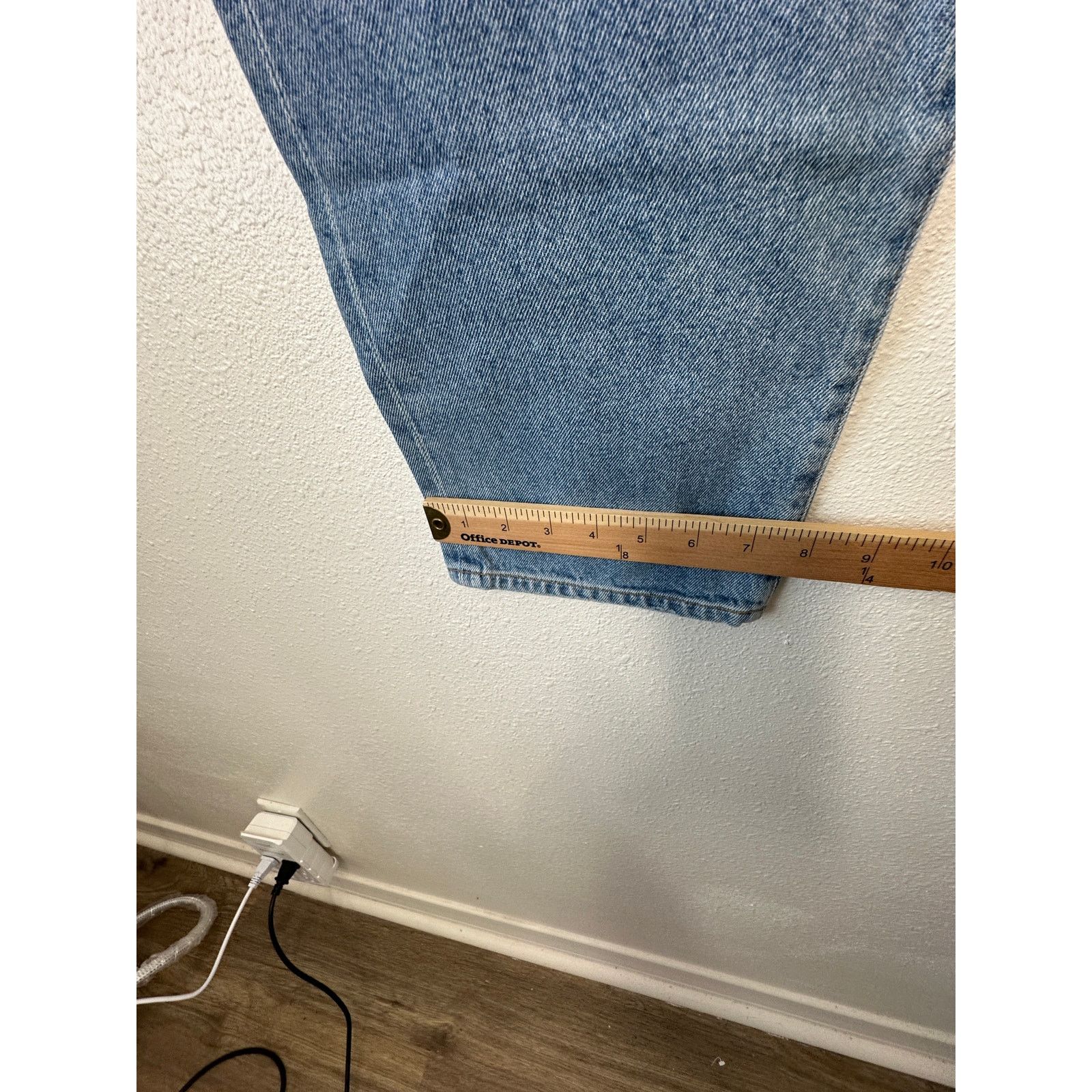 GOLDSIGN Goldsign Med Lt Wash Straight Leg Button Fly Denim Jeans 31 Size 31" - 19 Thumbnail