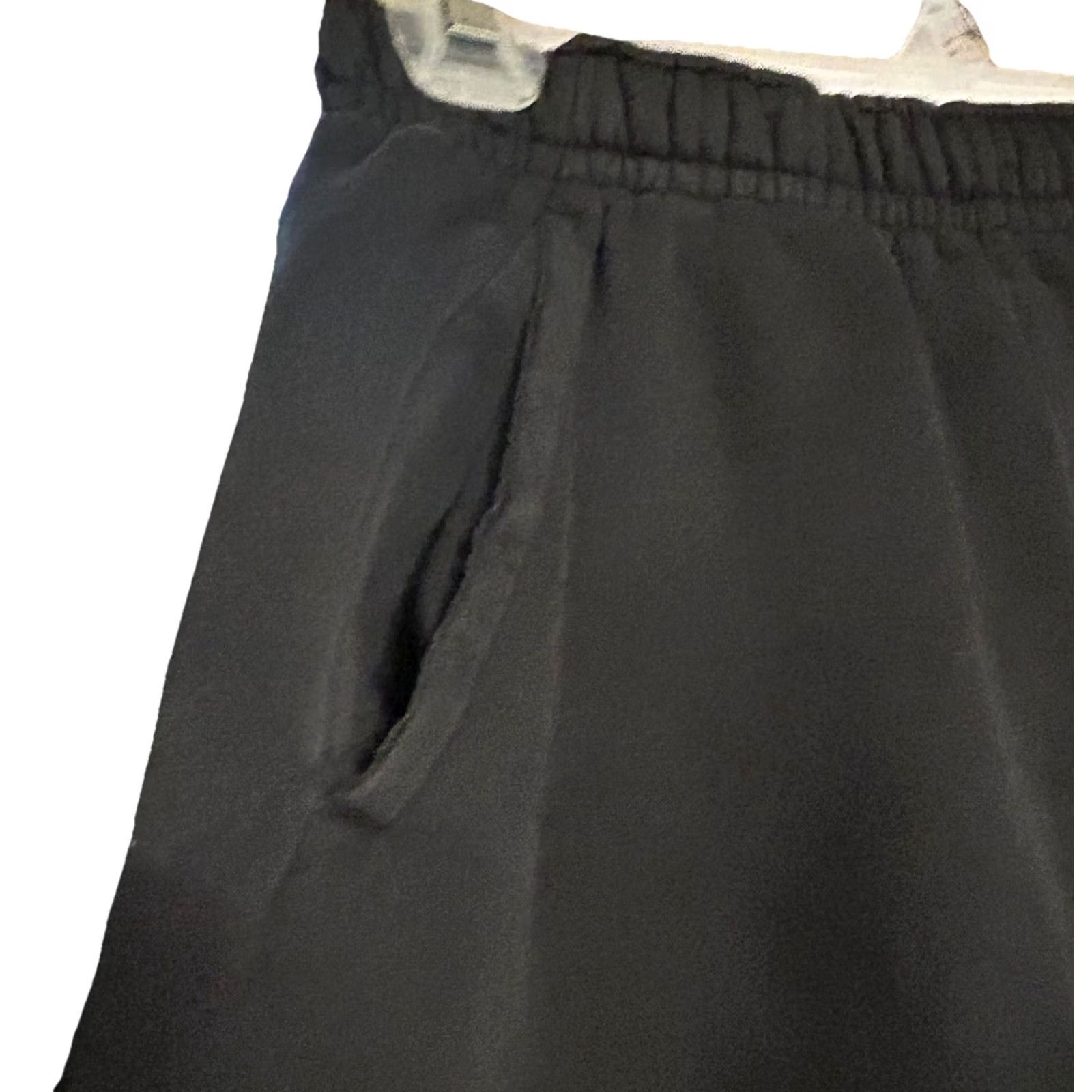 Nike Nike Club Fleece Shorts Men Small Black Big White Swoosh BV2721-010 Pockets - Sport Mens Size US 29 - 5 Thumbnail