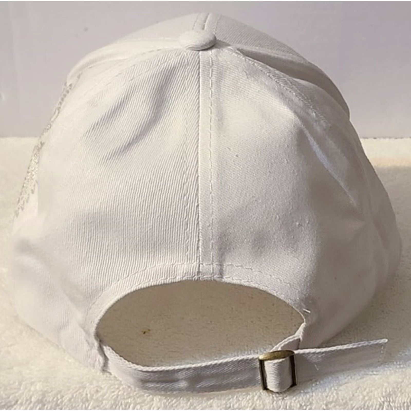 Vintage VINTAGE Chinese Dragon Fantasy Mythical Adjustable Baseball Cap Men White Cap Size ONE SIZE - 4 Thumbnail